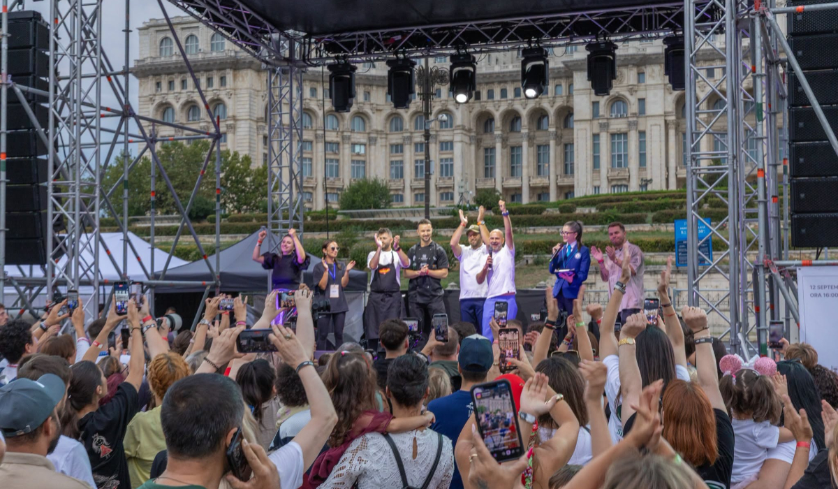 20.000 de oameni s-au așezat la „Masa care unește” de la București