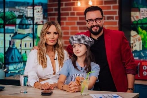 Fiica Danielei Gyorfi, la spital după un episod de bullying în școală: „Copiii râdeau, în condițiile în care două tricouri albe s-au umplut de sânge”