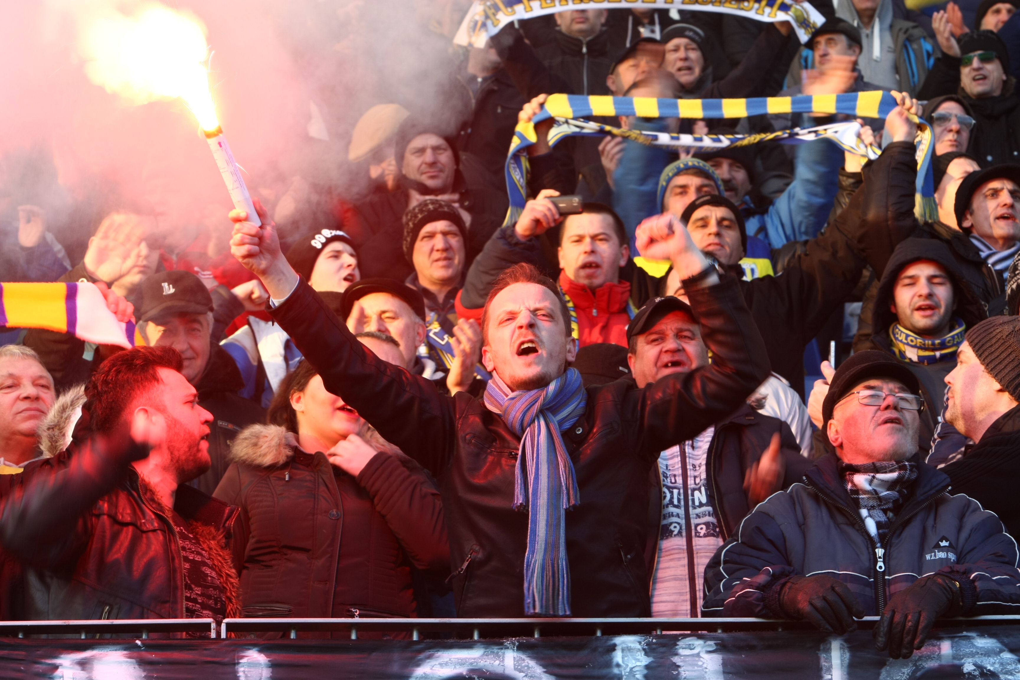 PETROLUL / Reunire incendiară la Ploiești! / GALERIE FOTO & VIDEO