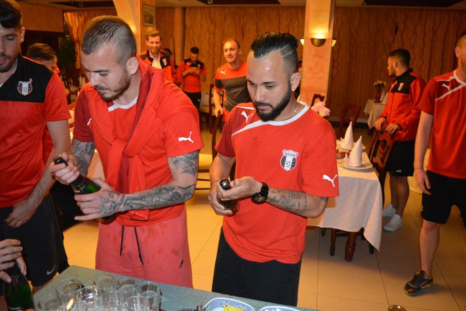 A început fiesta la Giurgiu! Prima reacție a lui Șumudică: ”Este extraordinar! Am practicat cel mai frumos fotbal” FOTO&VIDEO