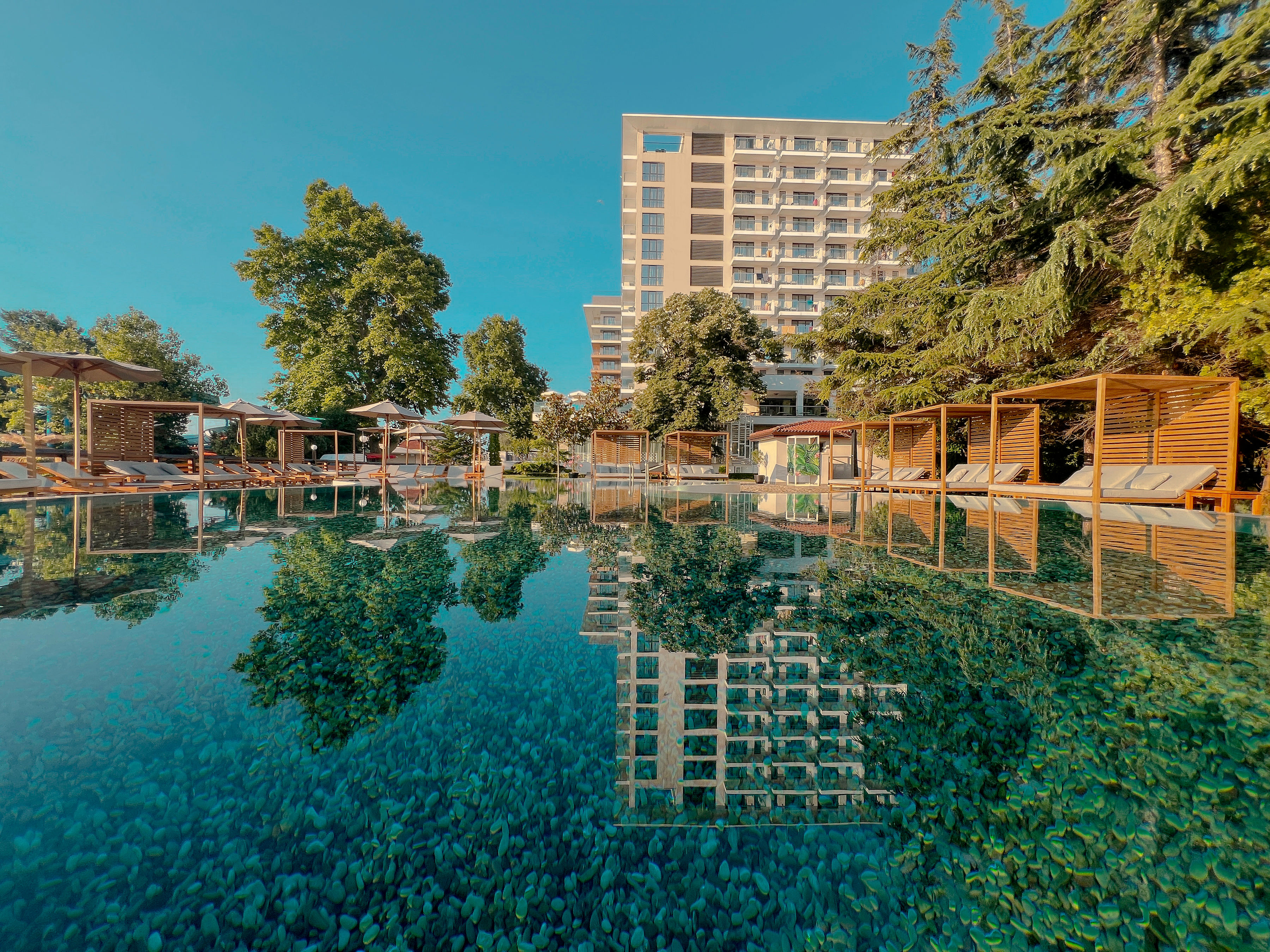 Schimbare majoră pe litoralul bulgăresc: românii trec la turism premium. Cât costă o vacanță Ultra All Inclusive în 2026
