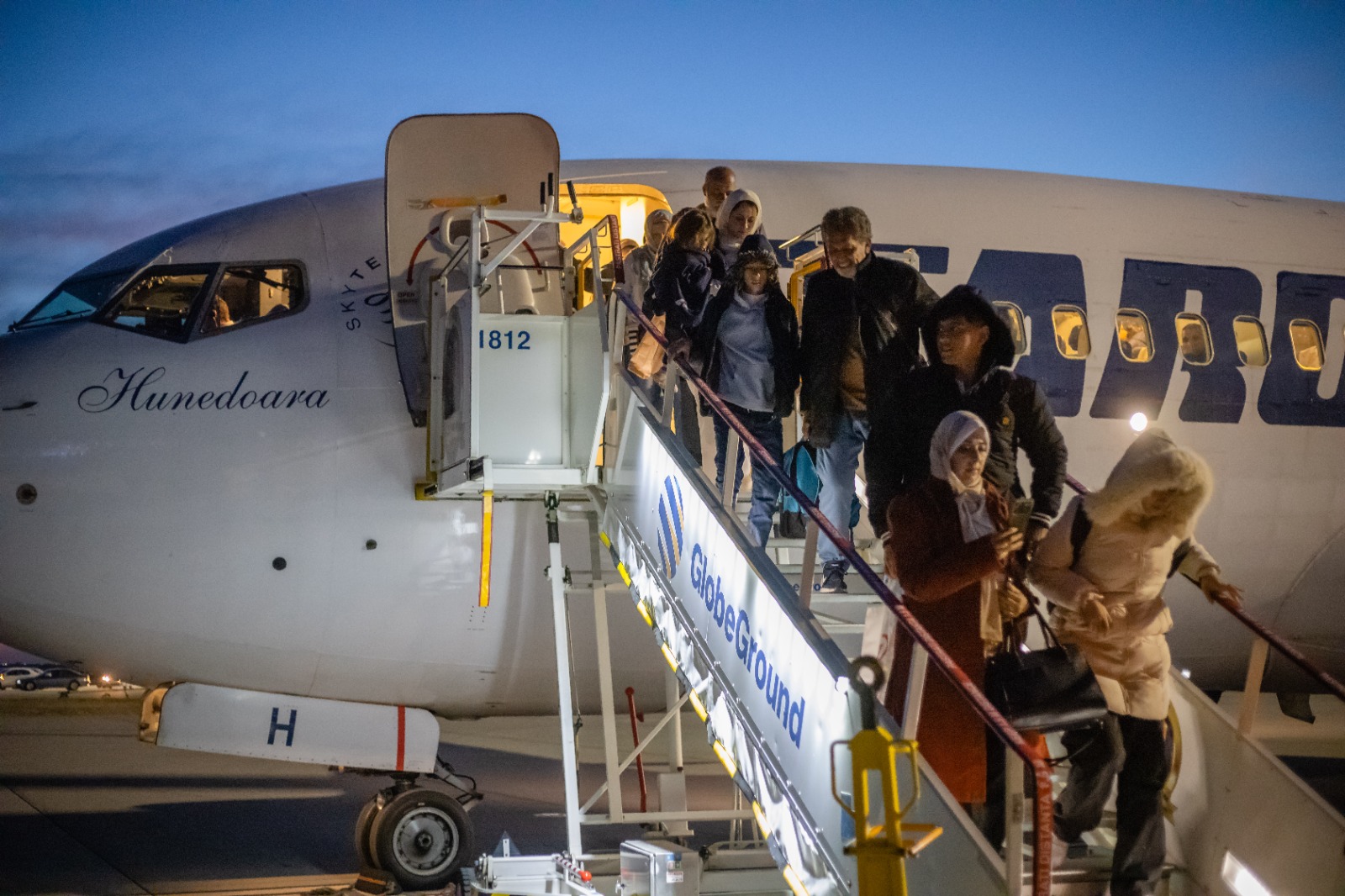 Alți 86 de români evacuaţi din Fâşia Gaza au ajuns în țară. Câți au mai rămas de adus