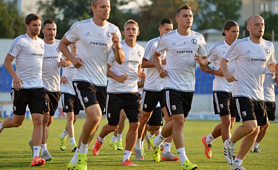 LIGA EUROPA, turul 2, retur: Botoșani - Legia 0-3 (în tur: 0-1) / Astra - Inverness 0-0 (1-0). ^Polonezii au făcut LEGEA cu clovnii Cordoș și Acsinte. Echipa lui Șumudică, zgârcită cu golurile cu scoțienii! West Ham, viitoarea adversară