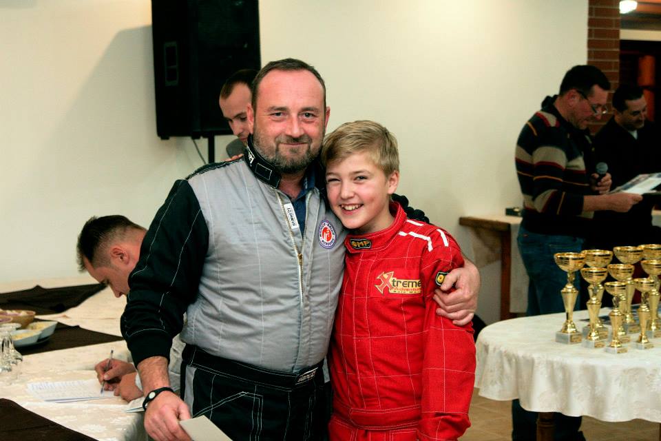 Povestea lui David Tarța, 12 ani, băimăreanul campion național la raliu. ”Inconștient!”