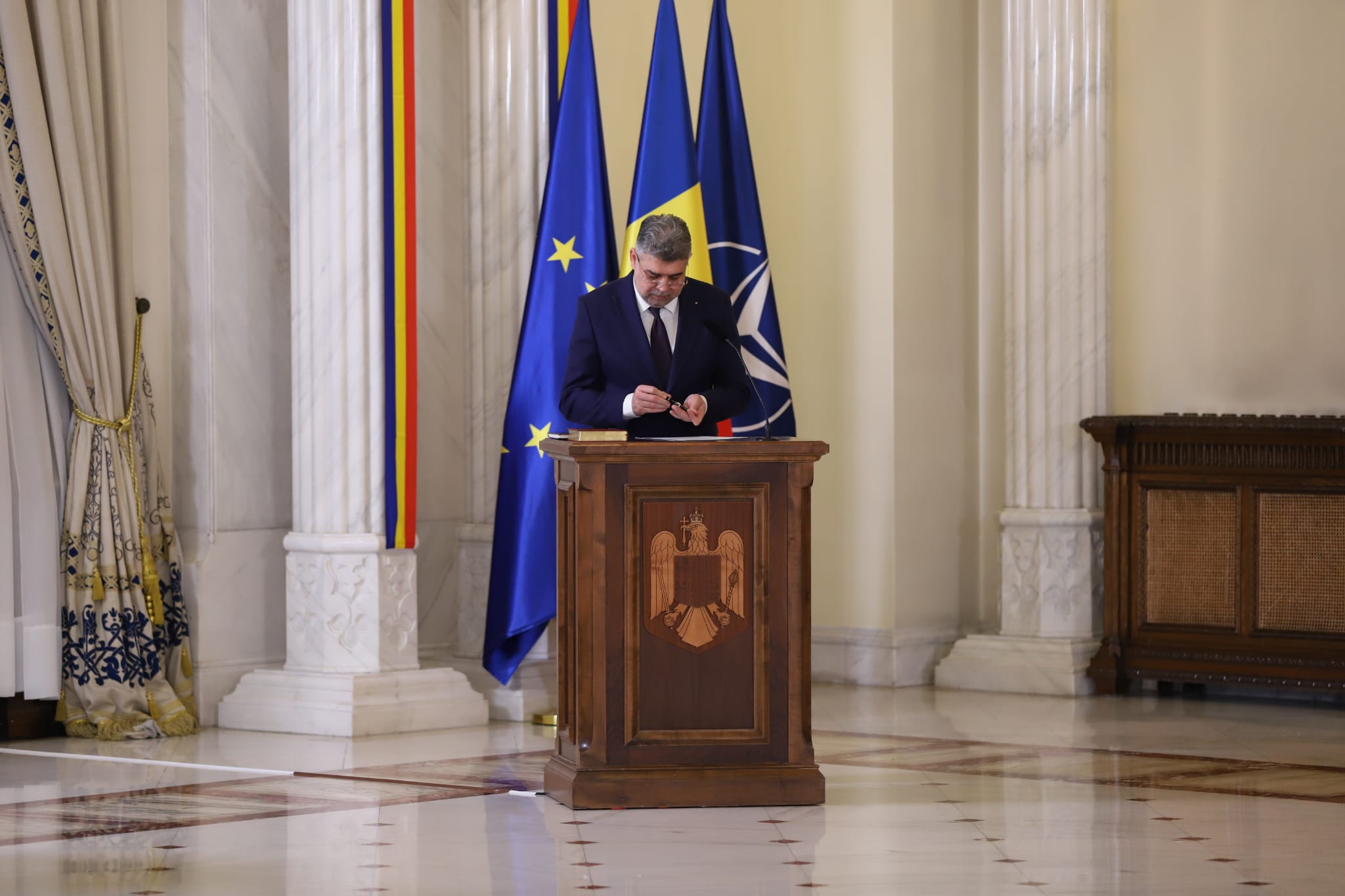 Guvernul Ciolacu 2 a depus jurământul în fața președintelui Klaus Iohannis