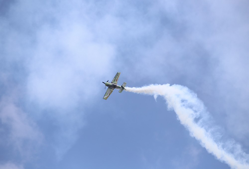 UPDATE. Programul BIAS 2018. Ce se întâmplă la show-ul aviatic cu 150 de aeronave şi peste 100 de piloţi şi paraşutişti din 13 ţări / FOTO&VIDEO