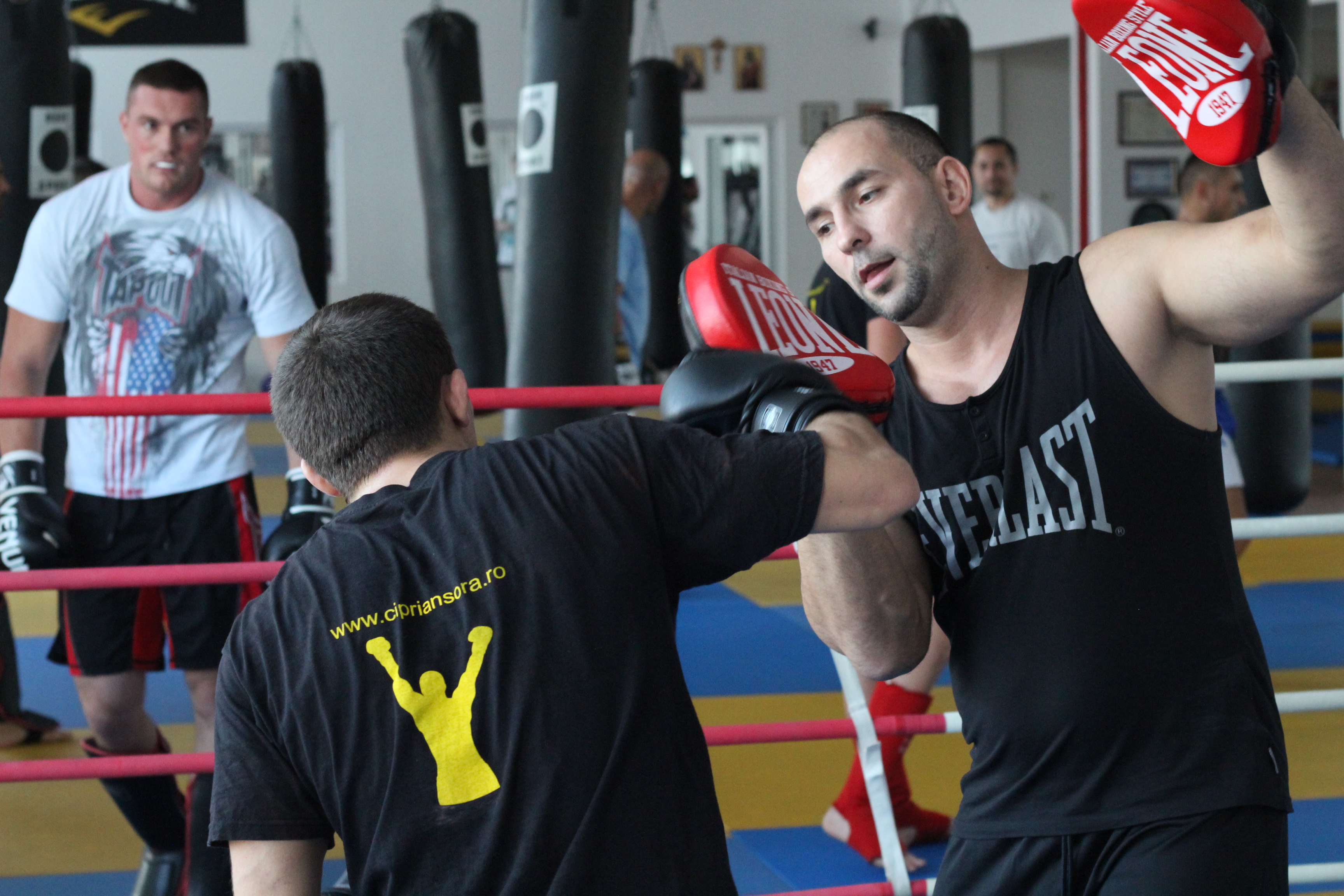 FOTO&VIDEO / Cristian Spetcu, elevul lui Ciprian Sora, este pregătit pentru gala Superkombat din Olanda