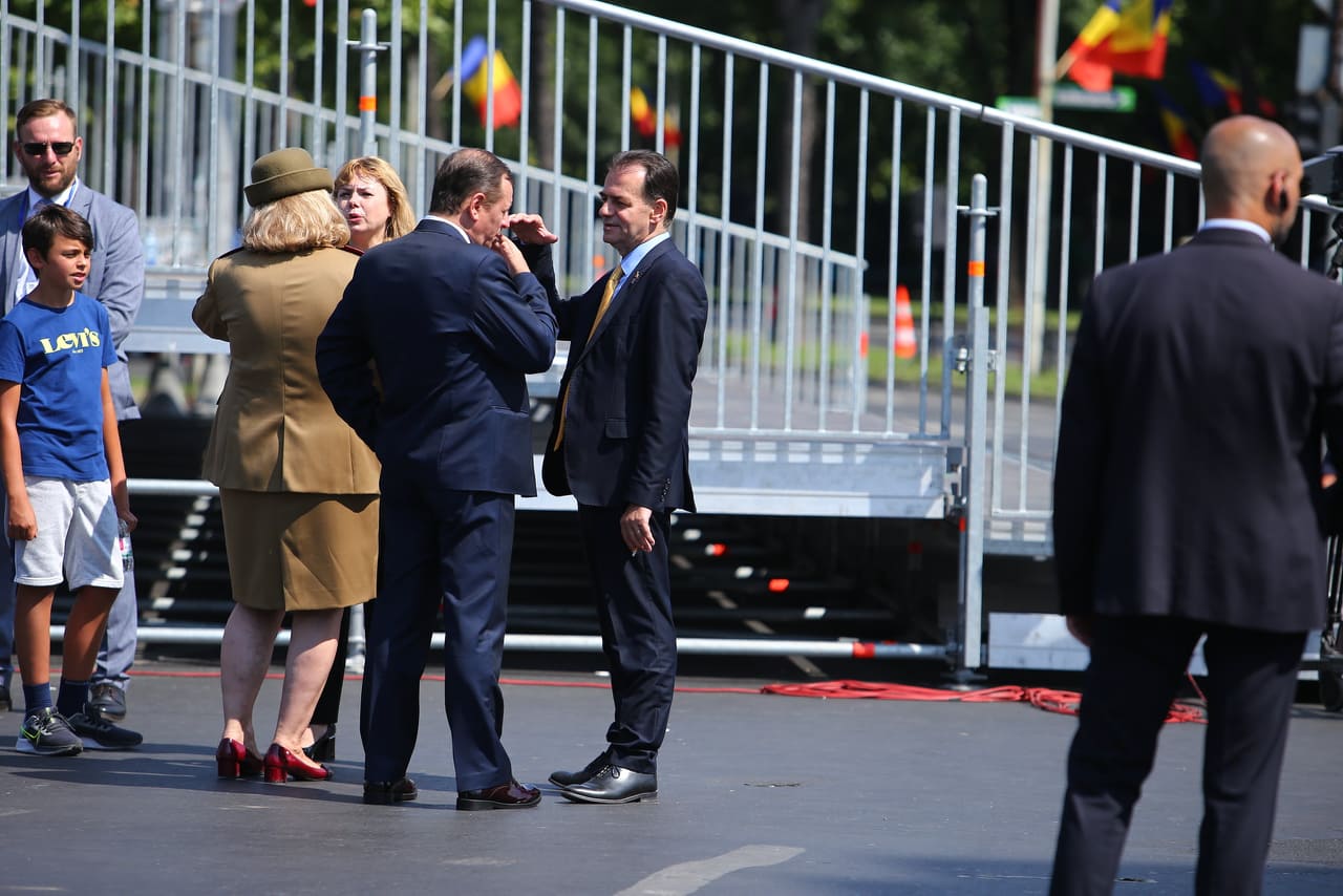 Ceremonie la Arcul de Triumf pentru militarii întorși din Afganistan. „O zi încărcată de emoție și recunoștință”