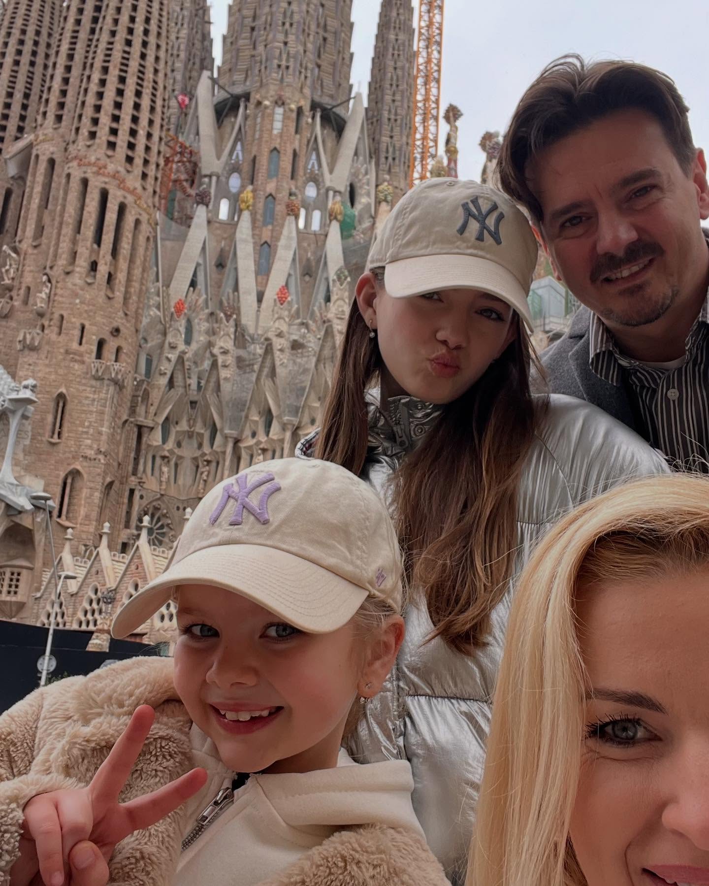 Ce a pățit Elwira Petre în vacanța cu familia în Barcelona: „Am avut ceva peripeții pe drum”