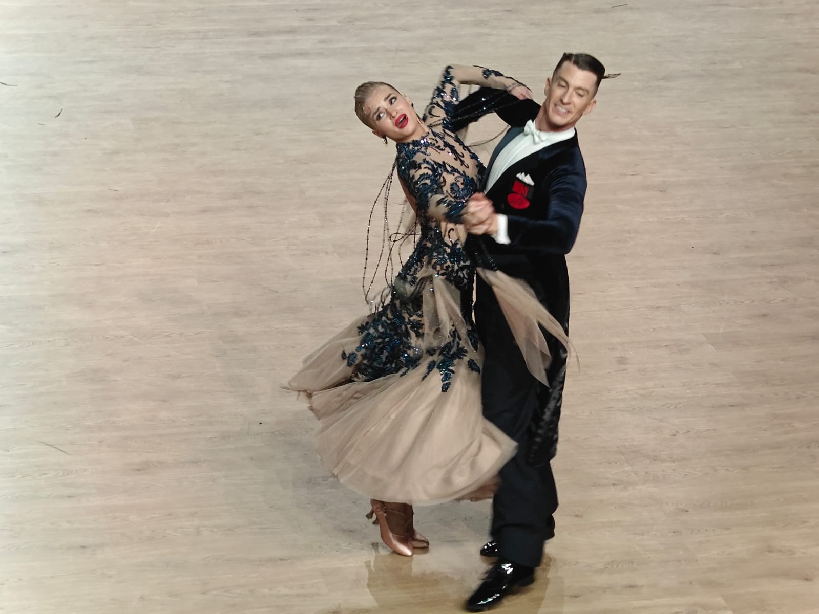 Rareș Cojoc și Andreea Matei, patronii dansului sportiv mondial, au câștigat și Campionatul European! Triumful din insula Mallorca îi trimite în legendă, fiind singurul titlu major care le lipsea din palmares