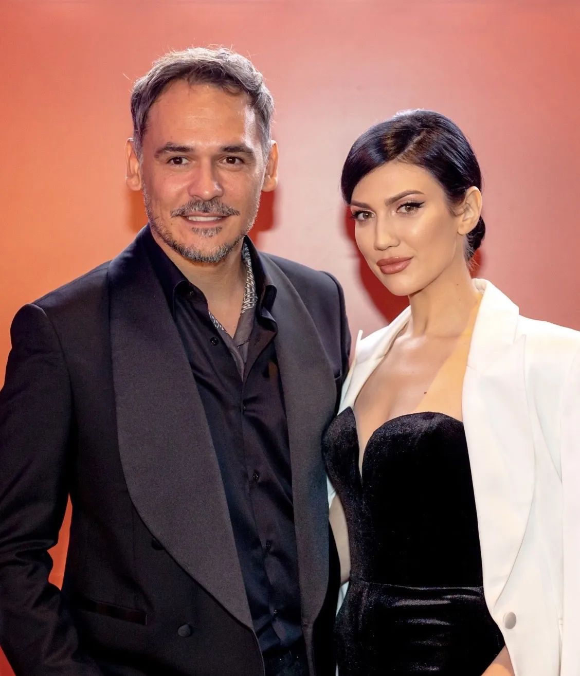 Cum arată mama lui Răzvan Simion. Imagine rară cu doamna Mariana la nunta fiului