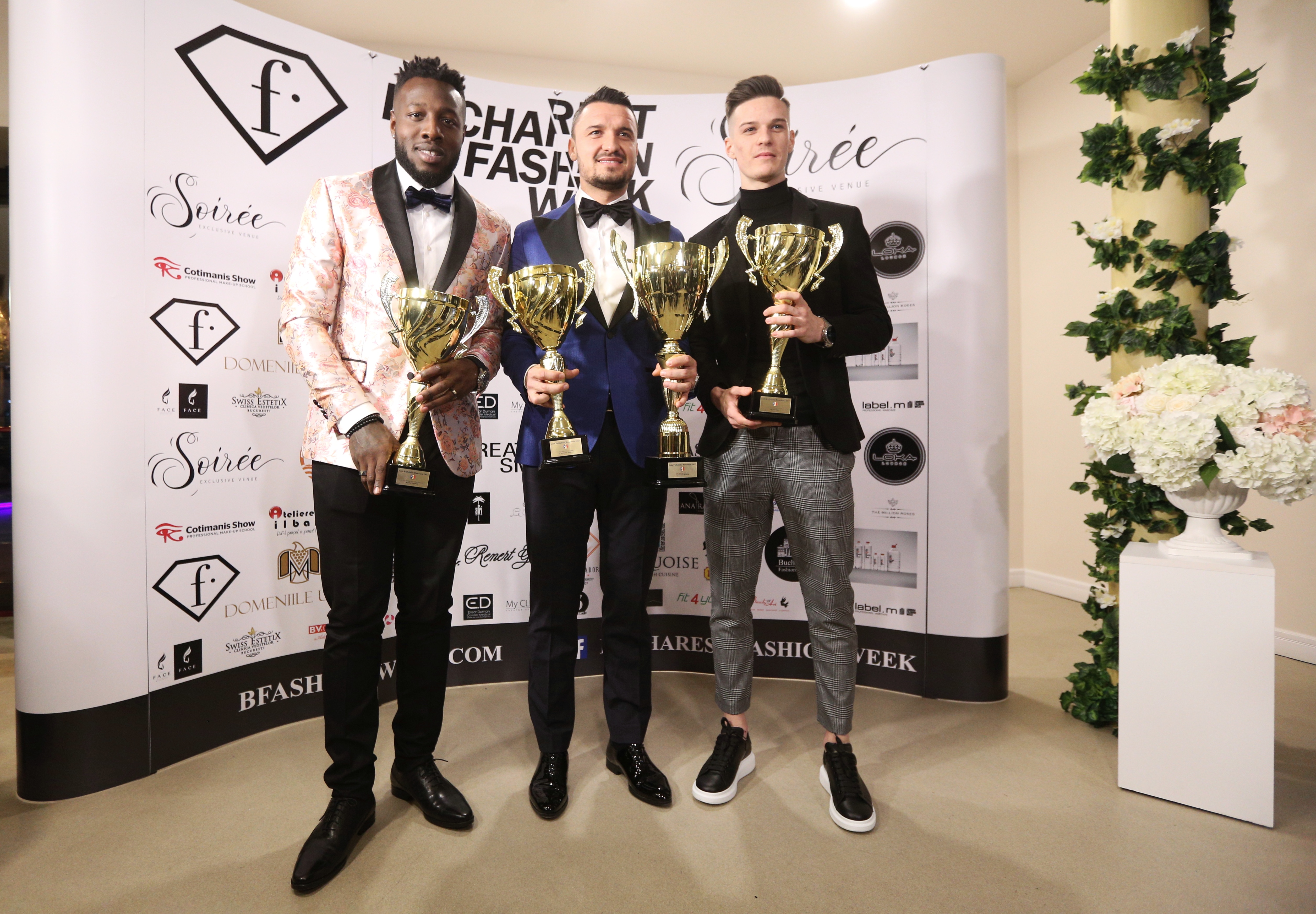 Gala Fotbalului Românesc 2017. Budescu, jucătorul anului. Hagi - antrenorul anului! Toate premiile acordate | FOTO&VIDEO