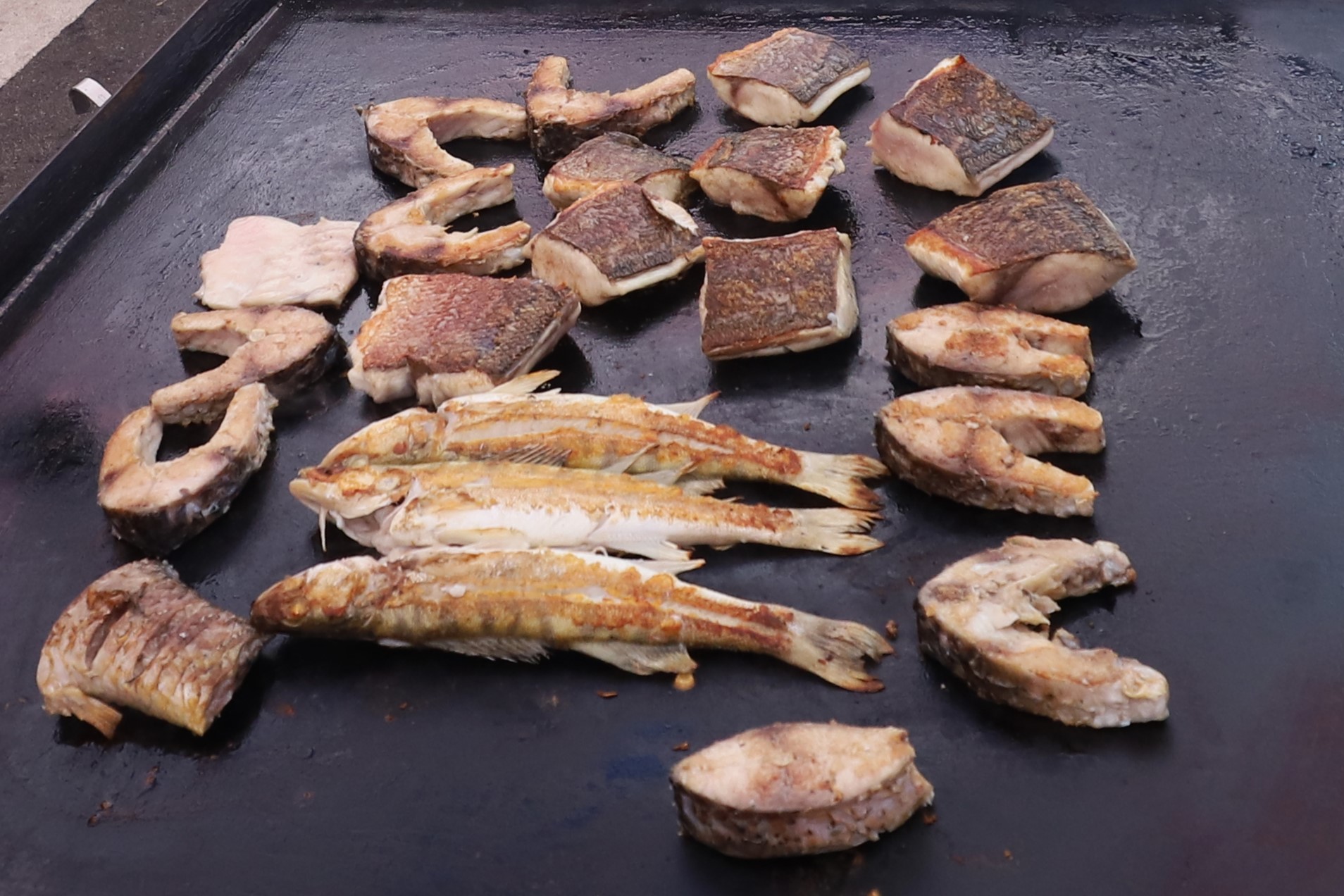 Cinci minute de pace din Jurilovca. Imagini şi poveşti adevărate despre minunile dintr-un sat de pescari