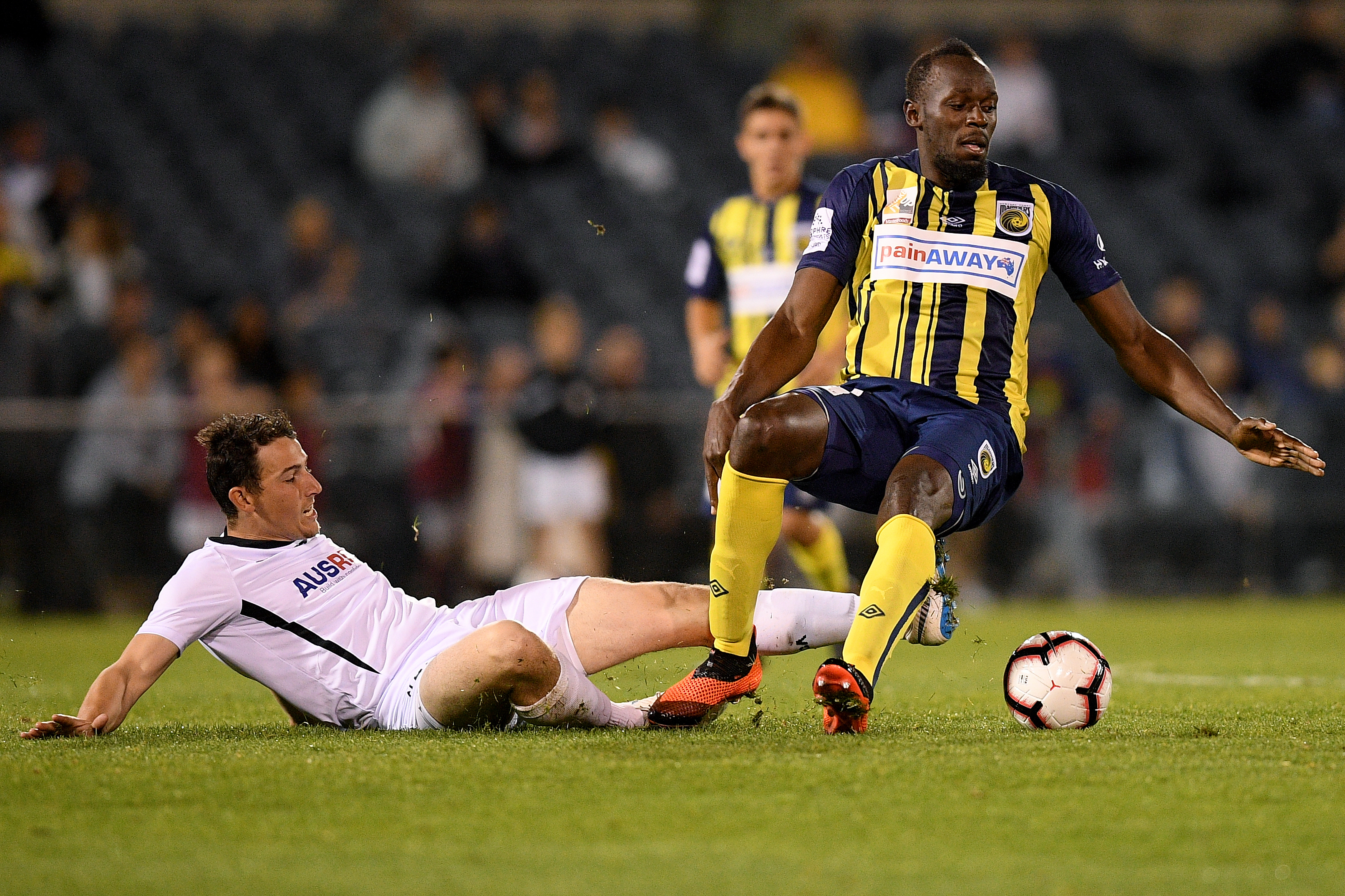 Usain Bolt, primul gol în fotbalul profesionist. Fostul uriaș sprinter a semnat o ”dublă” | VIDEO