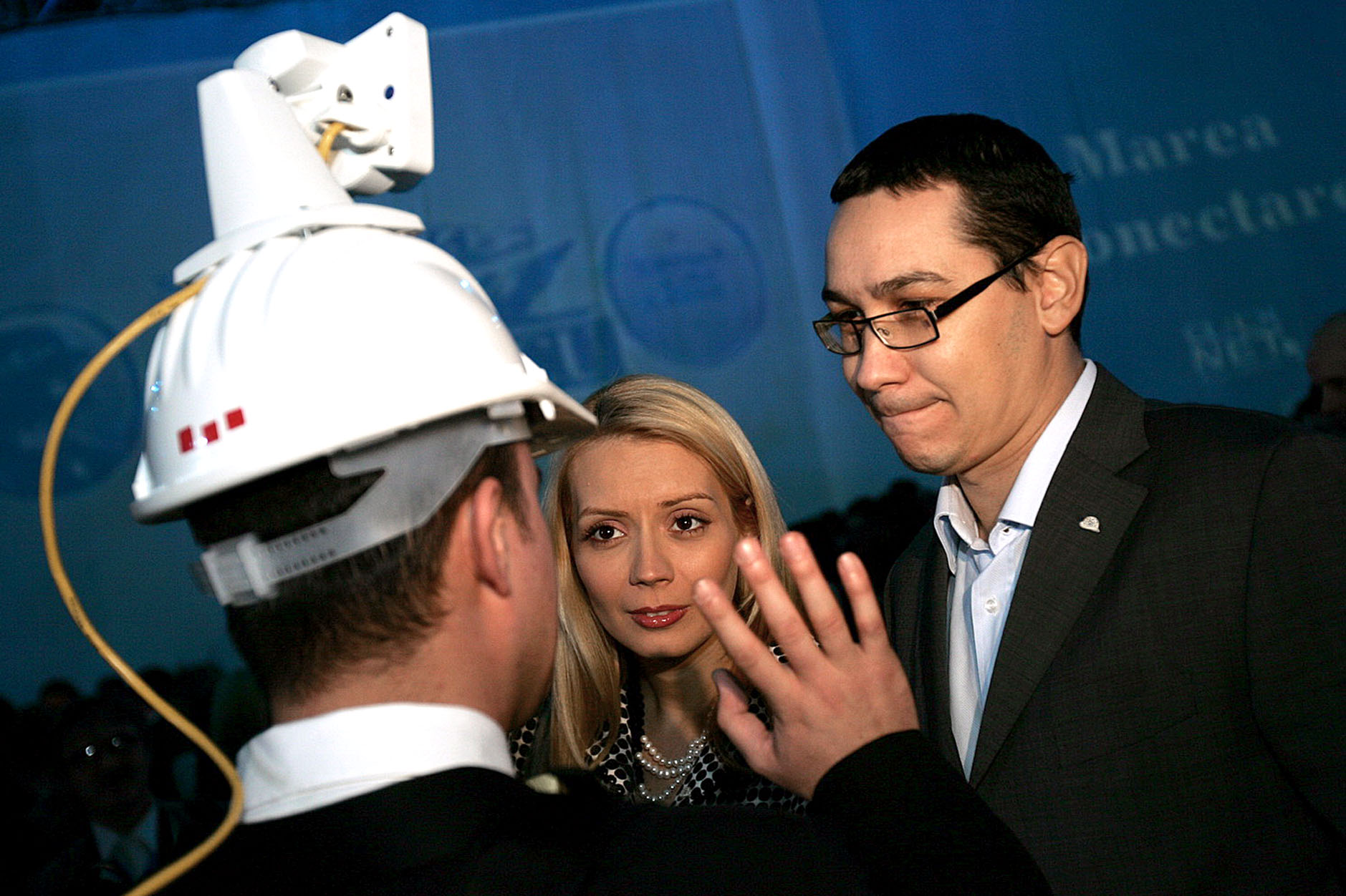 Victor Ponta a vorbit despre presupusul divorț de Daciana Sârbu: „Am avut prea mult de suferit”