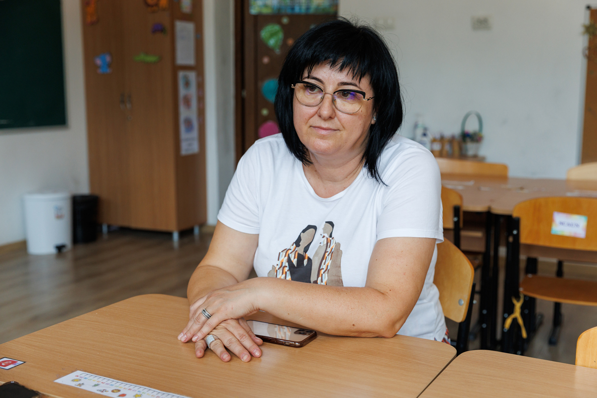 ROMÂNIA, RUPTĂ ÎN DOUĂ: Cum arată viața copiilor români care își văd părinții doar o dată pe an: „Când vine mama, simt că plutesc pe un nor”