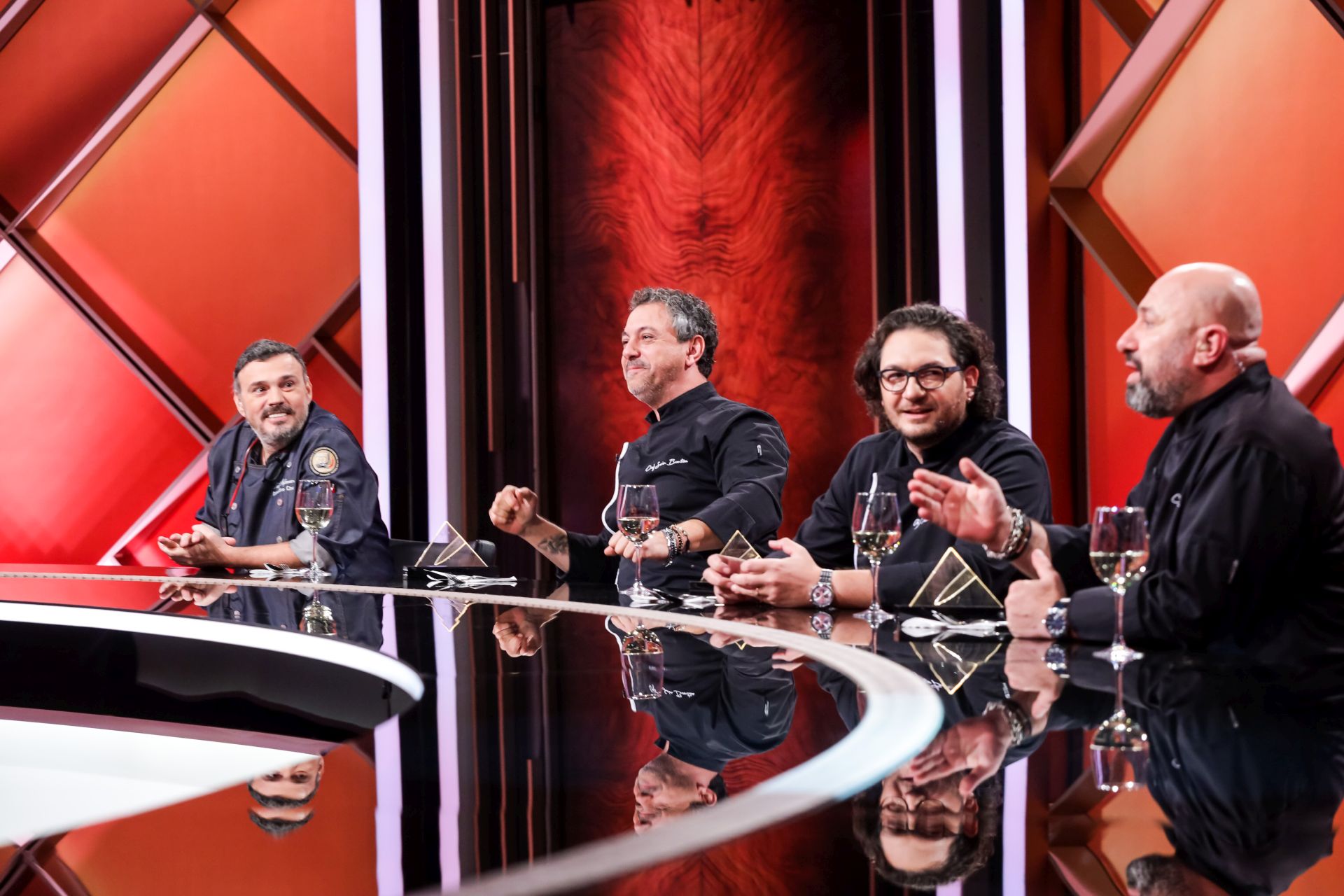 „Chefi la cuțite” 2023. Triplă eliminare în show-ul culinar de la Antena 1. Cine sunt concurenții care au părăsit competiția