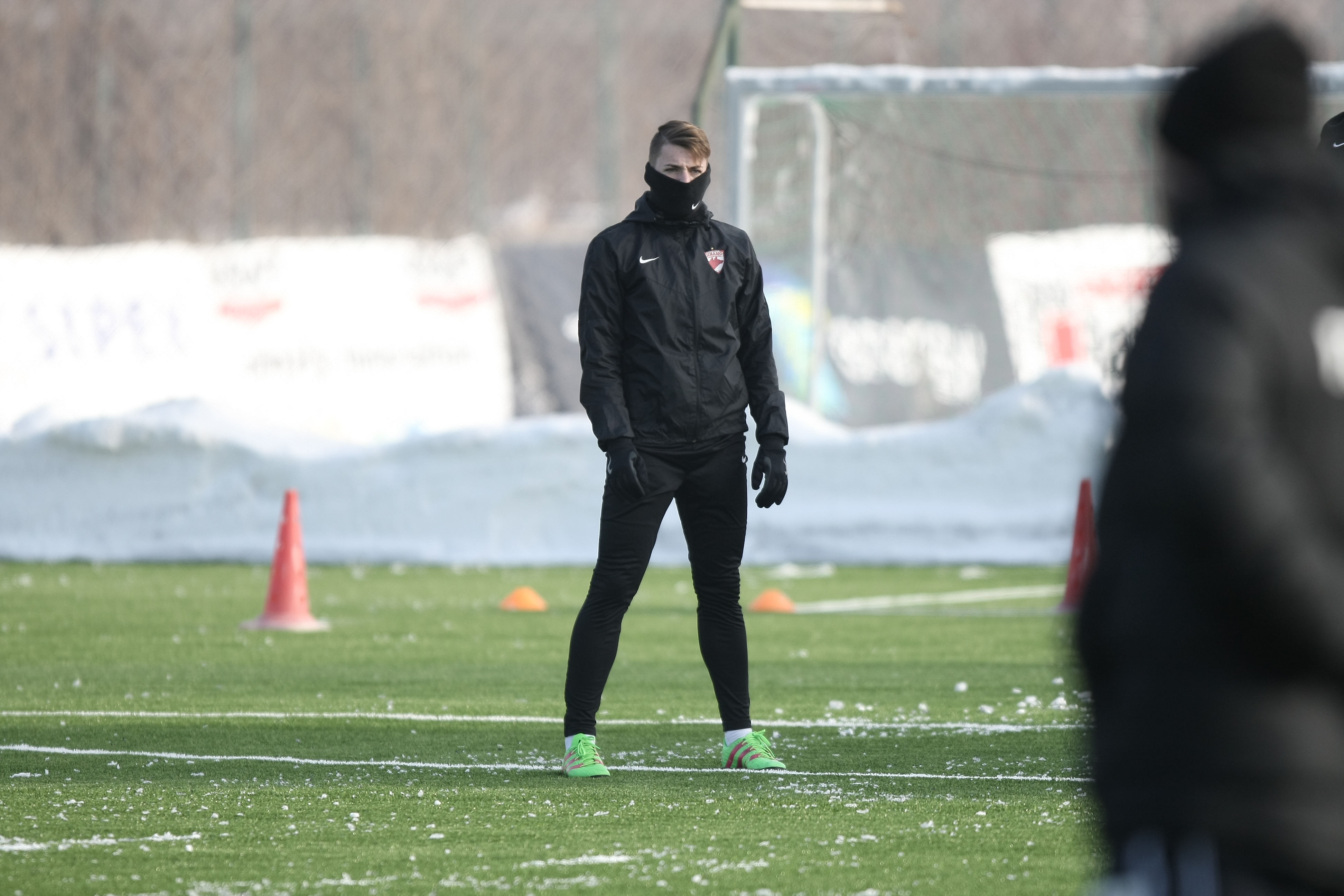 Ioan Andone a condus un antrenament la -14 grade Celsius. Portarul Cobrea s-a transferat la FC Botoșani | GALERIE FOTO & VIDEO