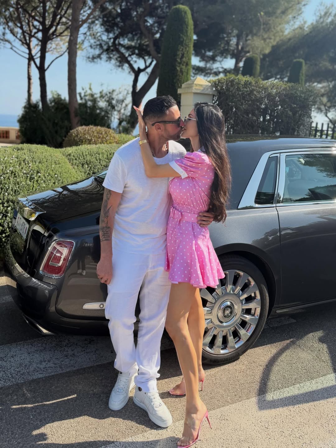 Imagini din casa în care Andreea Sasu și Philipp Plein locuiesc. Doar în filme mai vezi așa ceva
