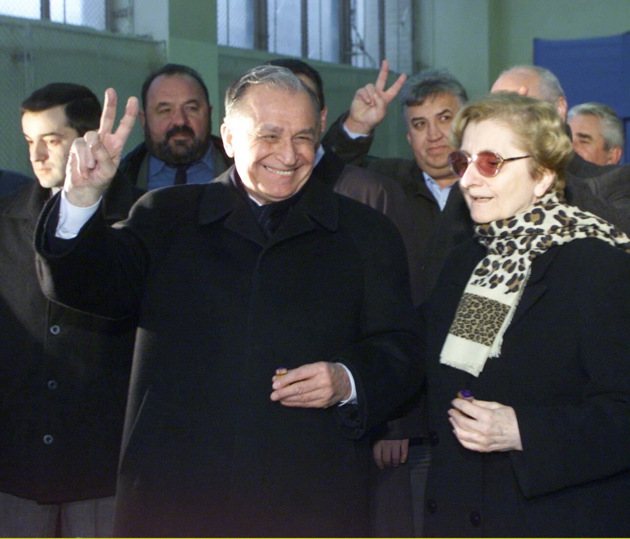 Ce pensie avea Ion Iliescu și câți bani ar putea primi ca urmaș Nina, soția fostului președinte al României