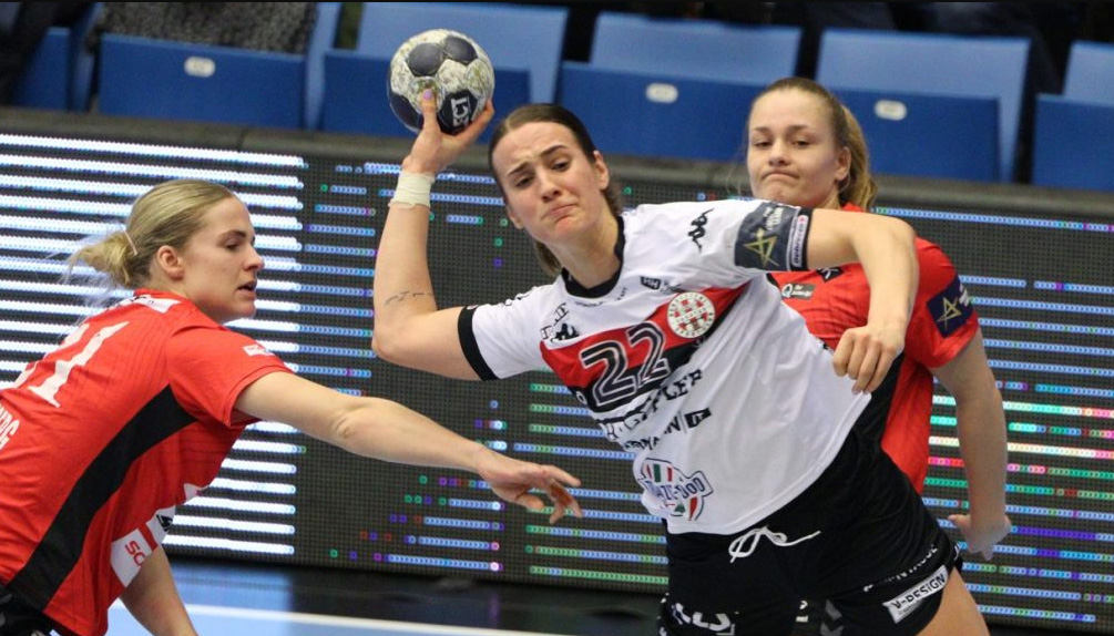 Esélyük sem volt Dániában a debreceni női kéziseknek