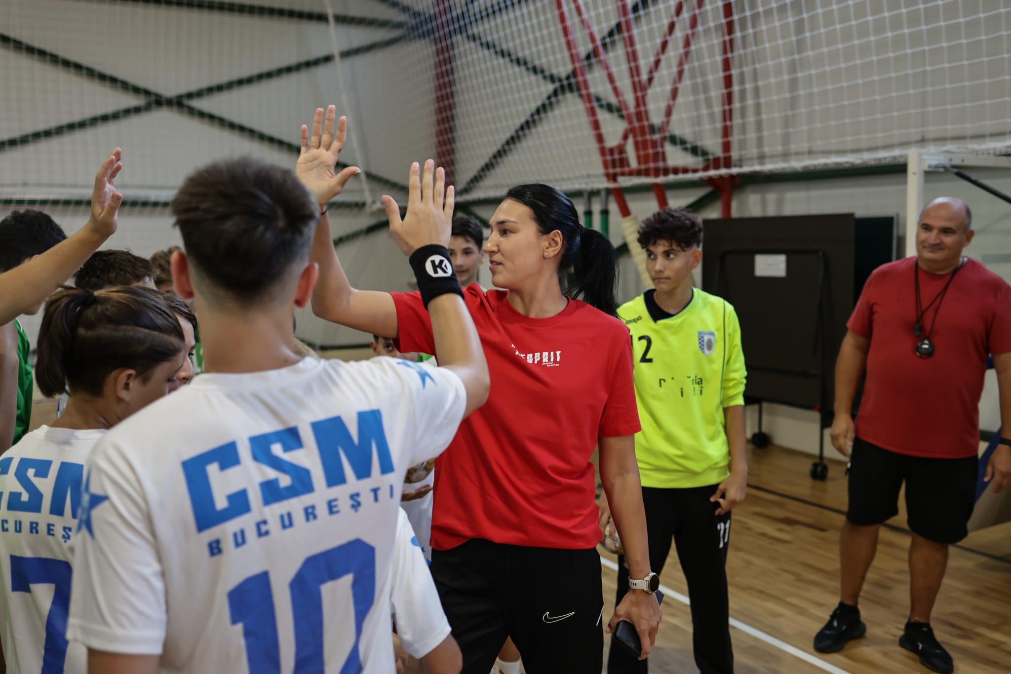 Școala 164 din București a inaugurat cea mai mare bază sportivă, care îi poartă numele campioanei Cristina Neagu