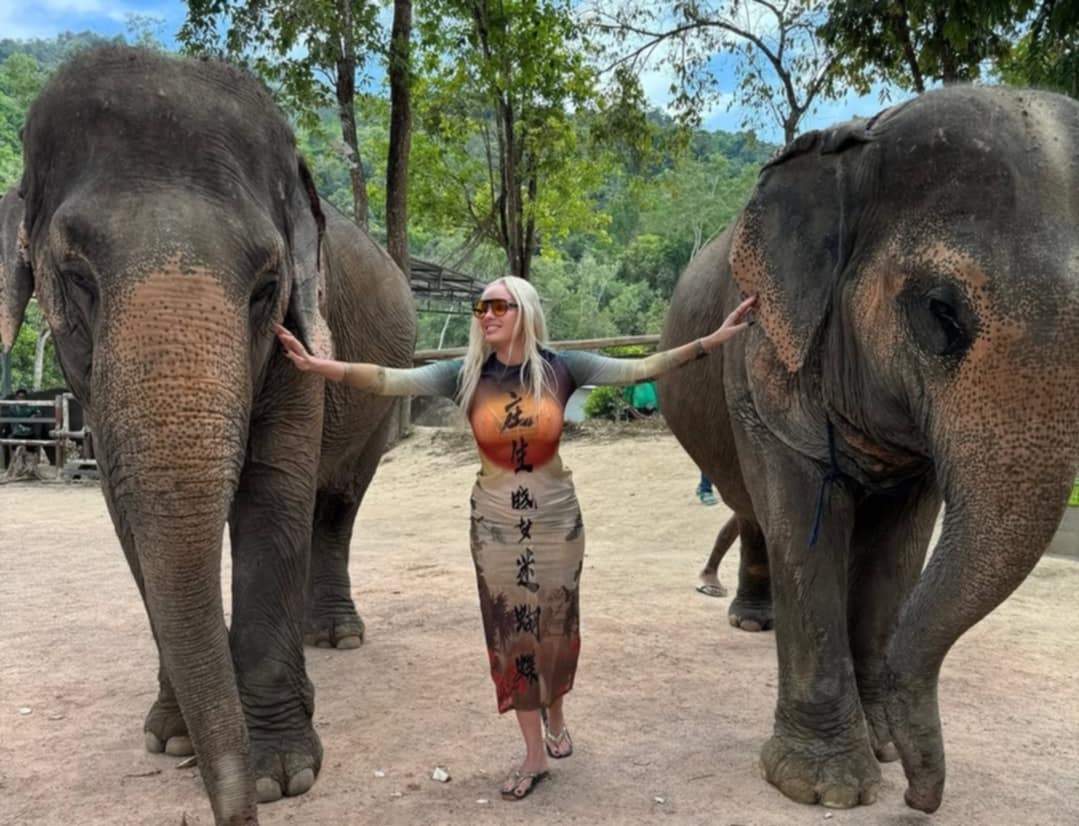 Cum arată resortul de lux din Thailanda unde s-au cazat Maria Constantin și soțul ei, Robert Stoica. Imagini din vacanță cu cei doi
