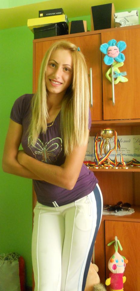 Partea frumoasă a canotajului! Denisa si Cristina au cucerit China. GALERIE cu puștoicele minune!