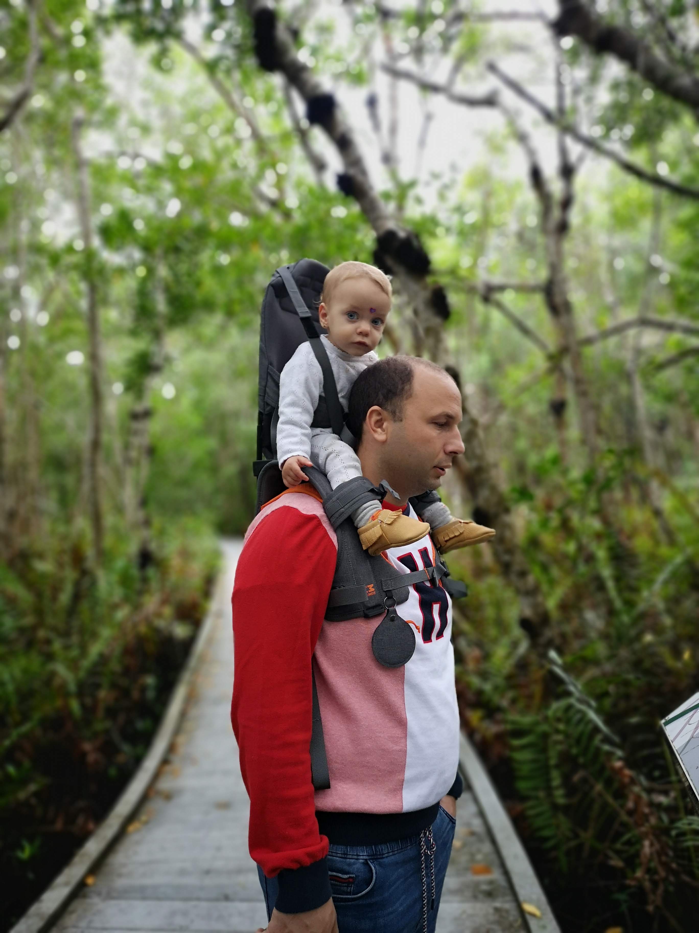 Experiența curajoasă a unei familii din România. Șase luni pe trei continente, cu doi bebeluși și fără bagaj de cală. ”Cum te descurci acasă cu copiii, așa o faci și în călătorie!”