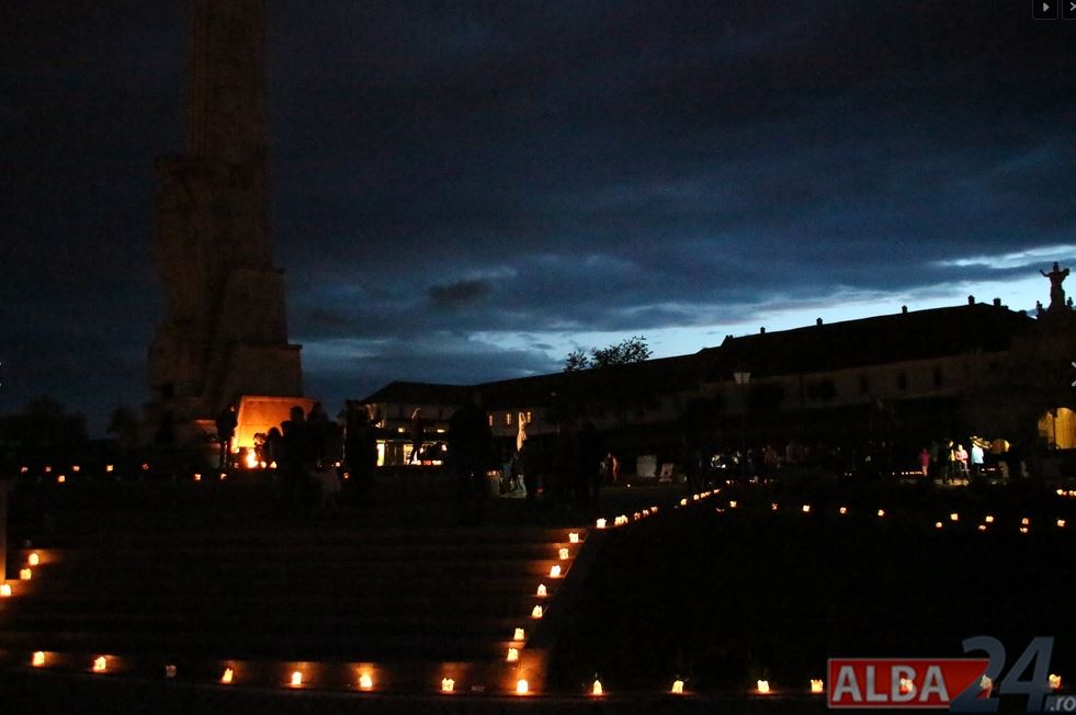 Peisaj de vis la Festivalul Luminii în Timișoara. Mii de lampioane au luminat Cetatea Alba Iulia Carolina