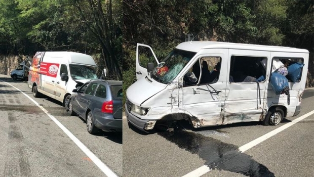 UPDATE: 13 oameni, la spital în urma accidentului de pe Valea Oltului. Patru dintre ei sunt grav răniți
