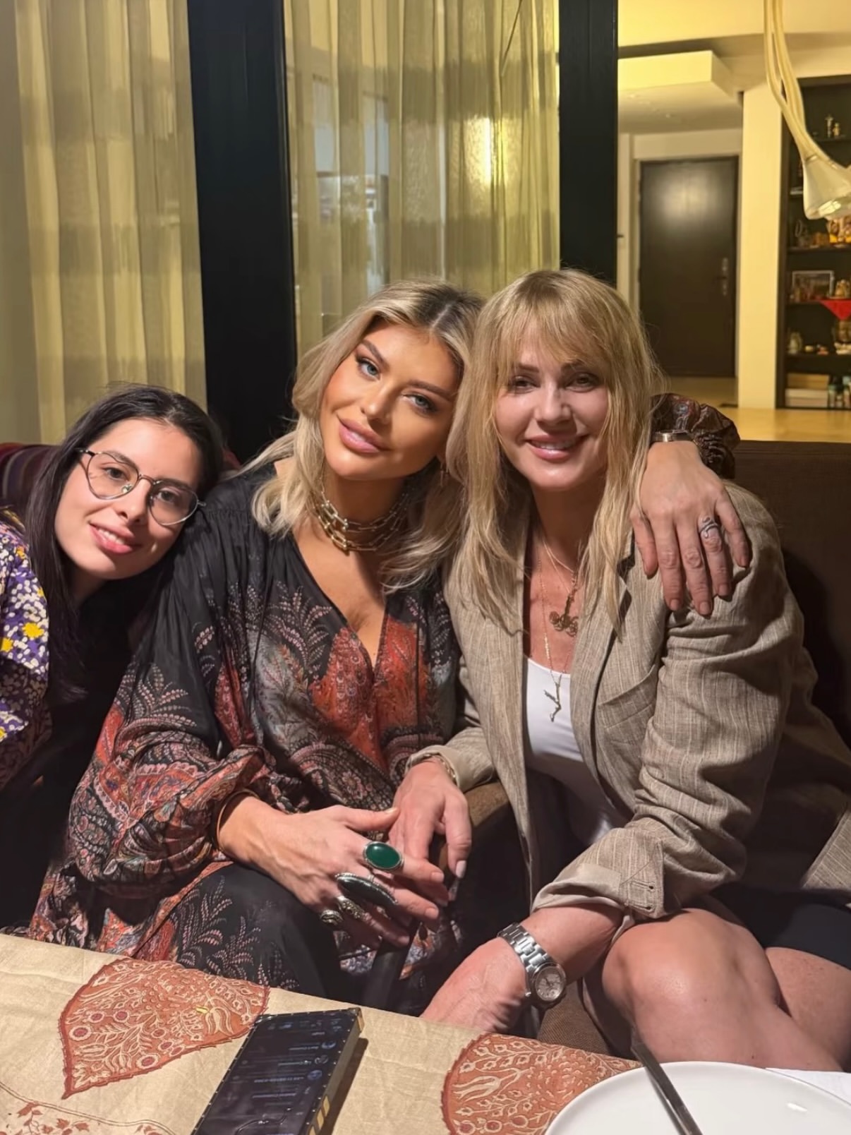 Andreea Esca, Nadia Comăneci și Loredana Groza