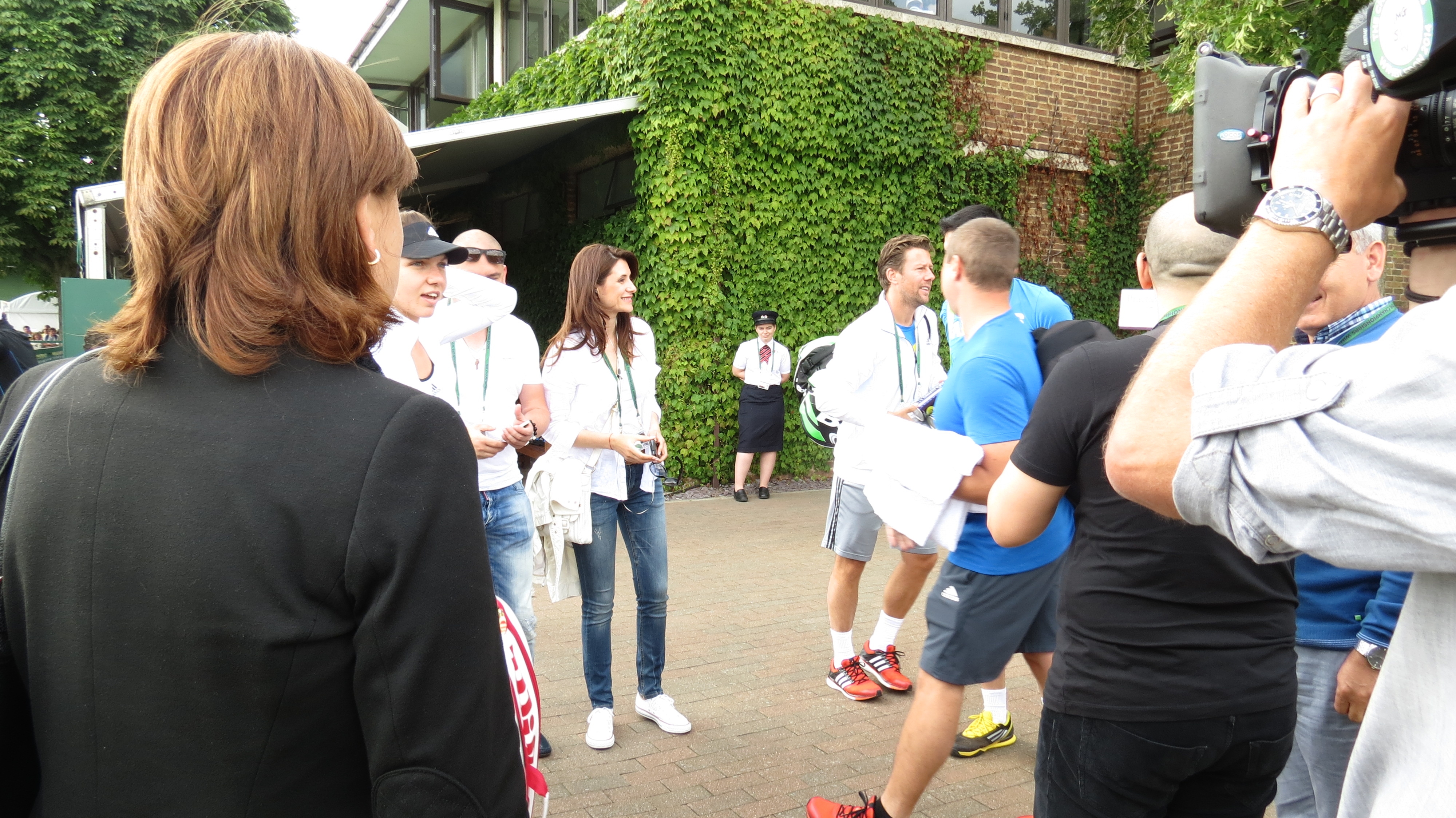 GALERIE FOTO/ Simona Halep s-a antrenat sub privirile lui Țiriac