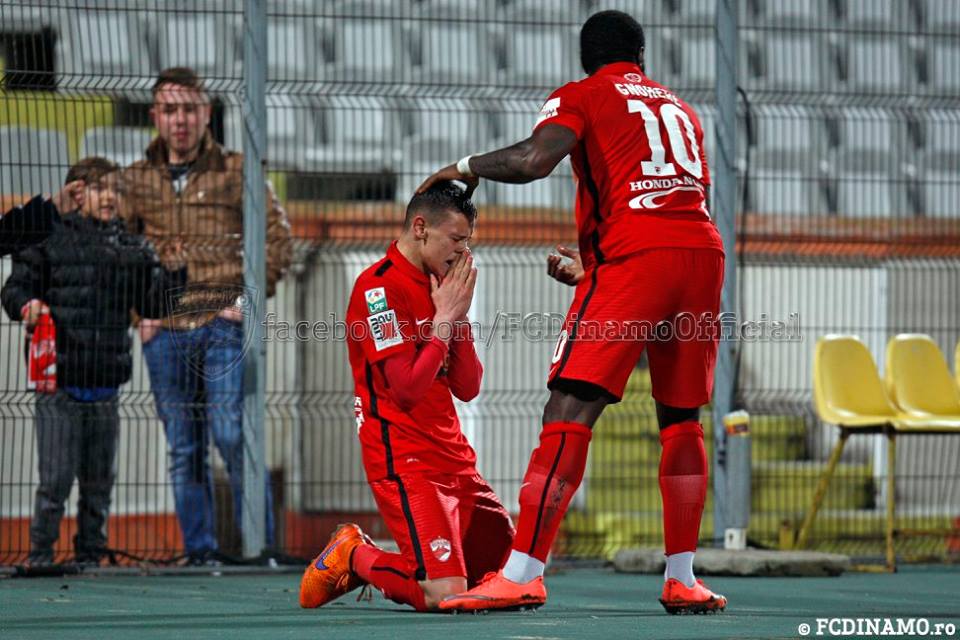 Liga I, etapa a 24-a: Dinamo - FC Botoșani 1-0. Sfântul Valentin Costache! Titularizat în premieră de Mircea Rednic, puștiul de 17 ani a decis meciul și i-a dus ”câinii” pe locul doi / FOTO&VIDEO
