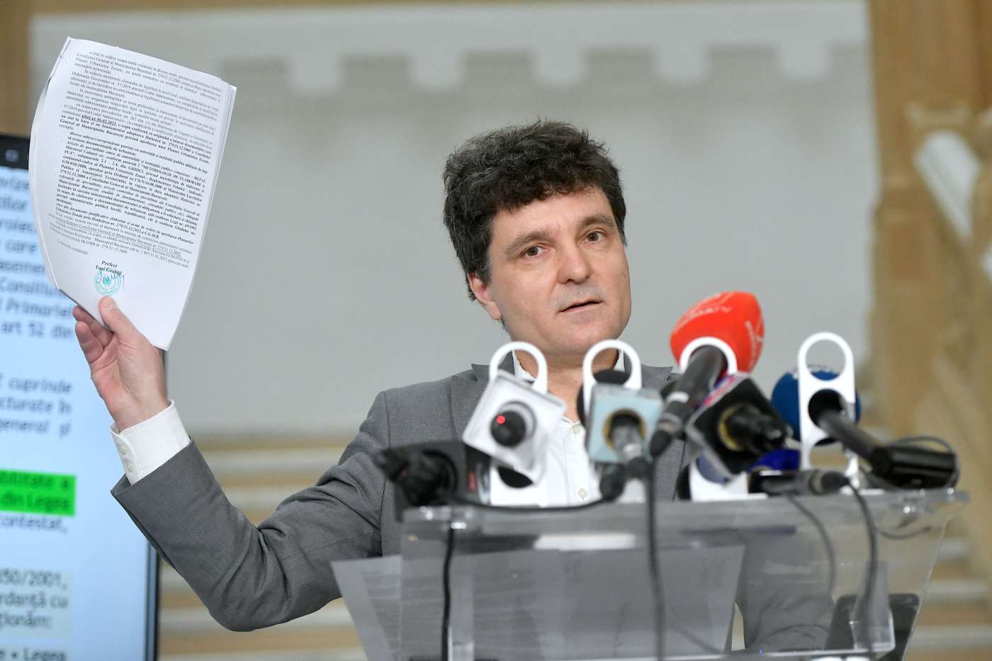 Nicușor Dan, candidat independent la Președinția României I Portret