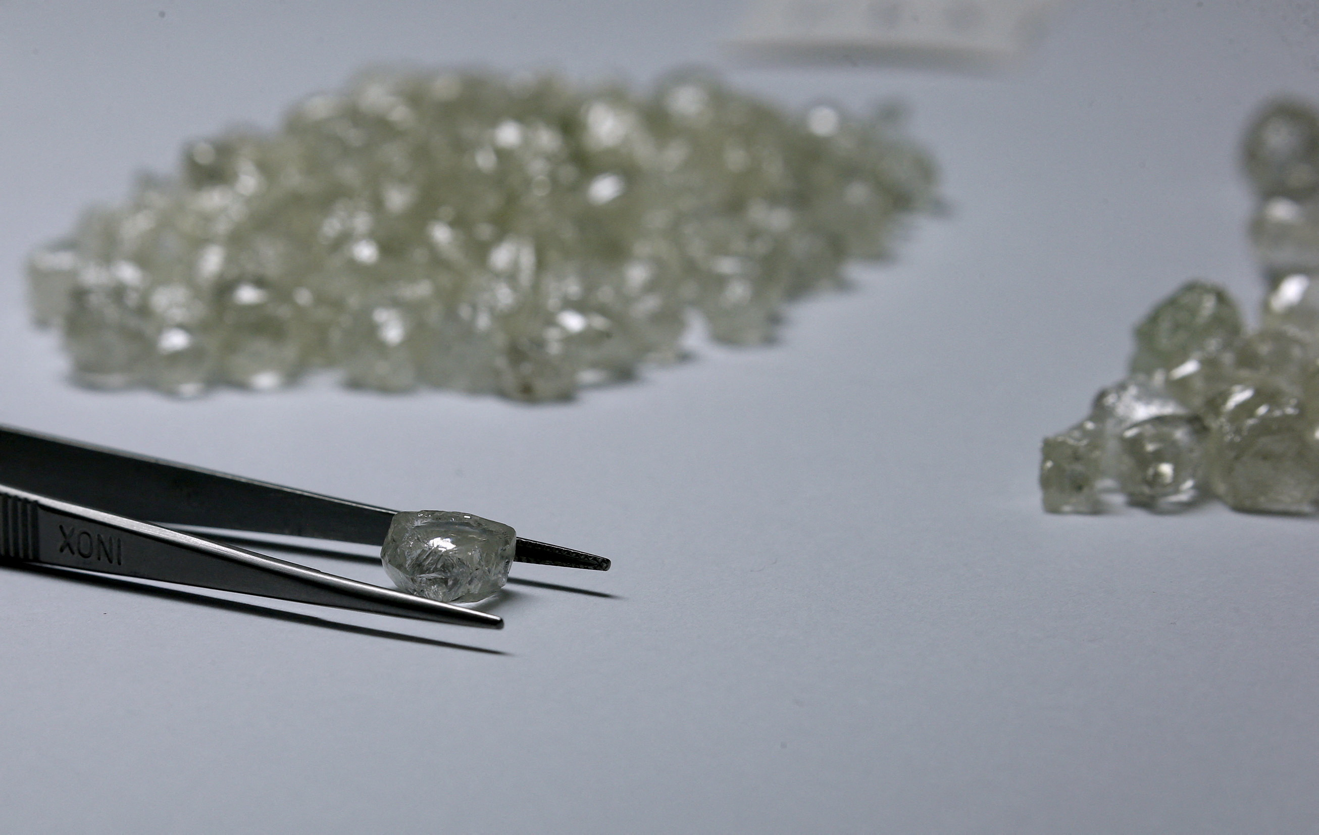 Angola bids for minority stake in De Beers following Botswana’s push for control