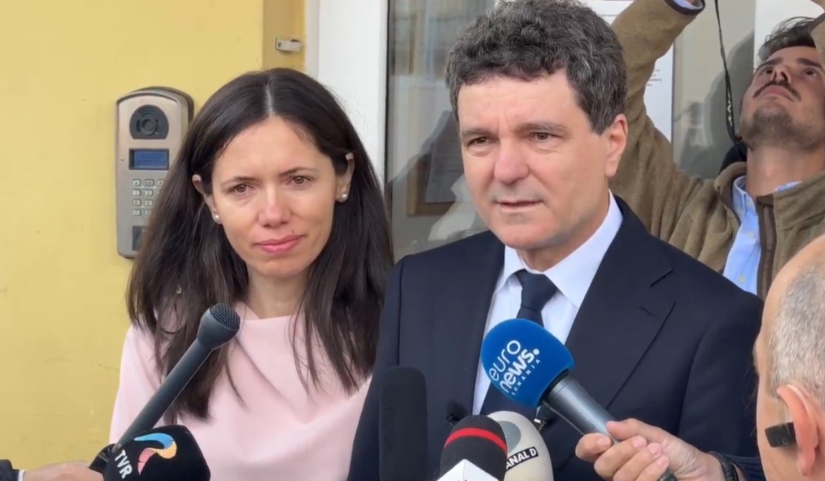 Ce a spus Iulia Albu despre ținuta purtată în ziua votului de Mirabela Grădinaru, partenera lui Nicușor Dan