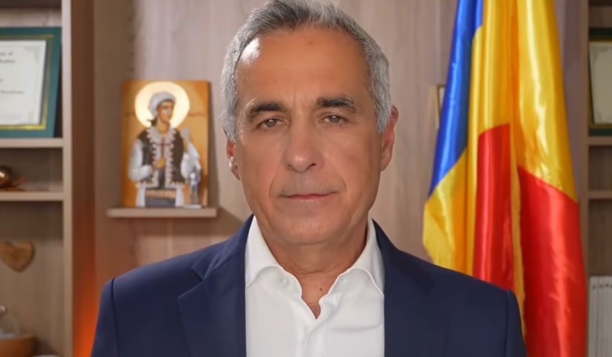 Dragoș Pătraru n-are milă de Călin Georgescu: „Dacă ați uitat cum mai arată la meclă fascismul”
