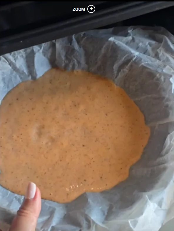 Cum se prepară „pizza de slăbit fără făină”, după rețeta lui Carmen Brumă. „Hai să îți arăt ce simplu!”