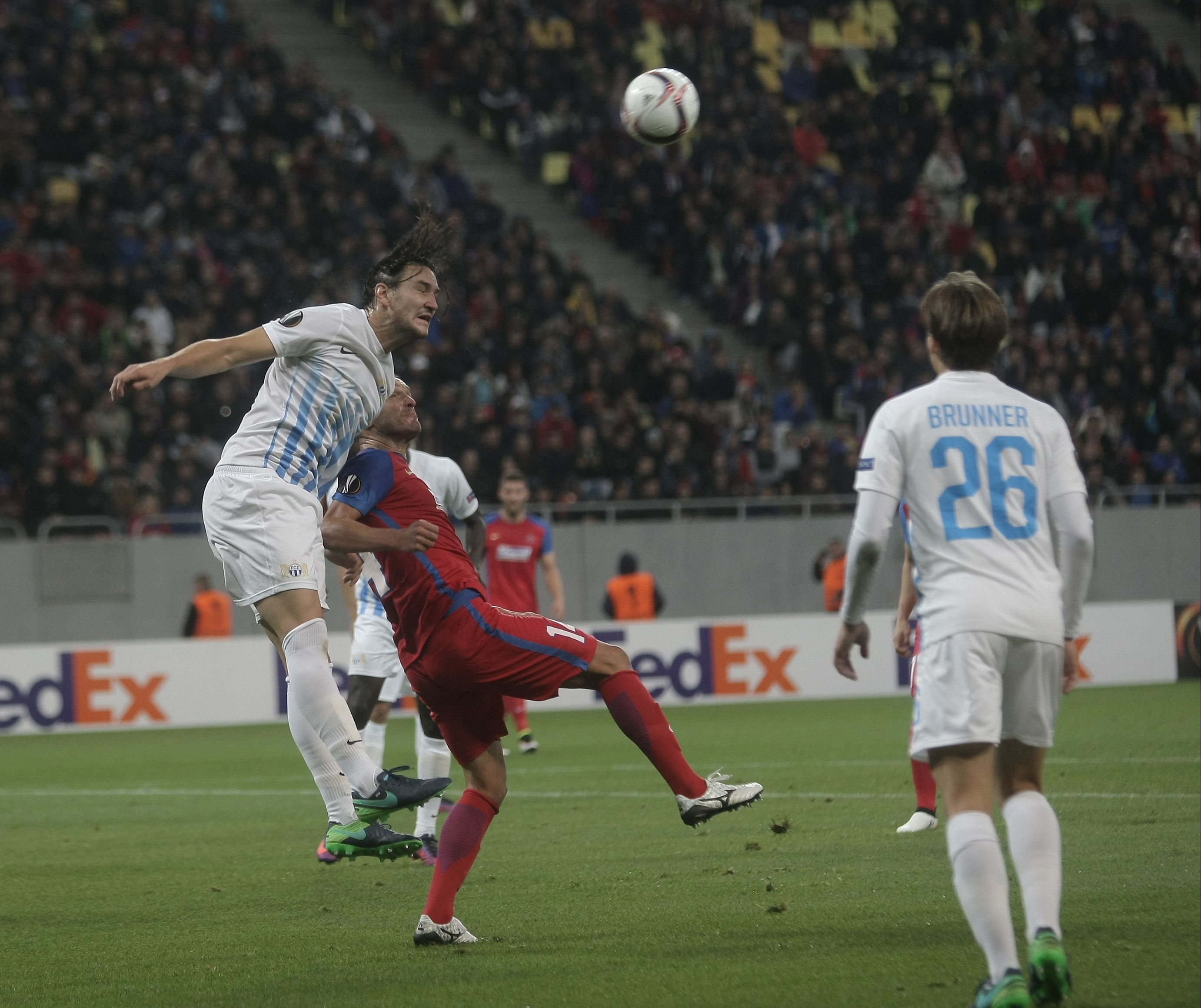 Steaua - FC Zürich 1-1. Gigi a explicat de ce nu a renunțat la Golubovici: “Punea preotul să-i dea cu mir pe tălpi”! Bosniacul i-a mulțumit pentru răbdare, deschizând scorul. Kone a egalat. ”Dublă” Rusescu | LIVE BLOG