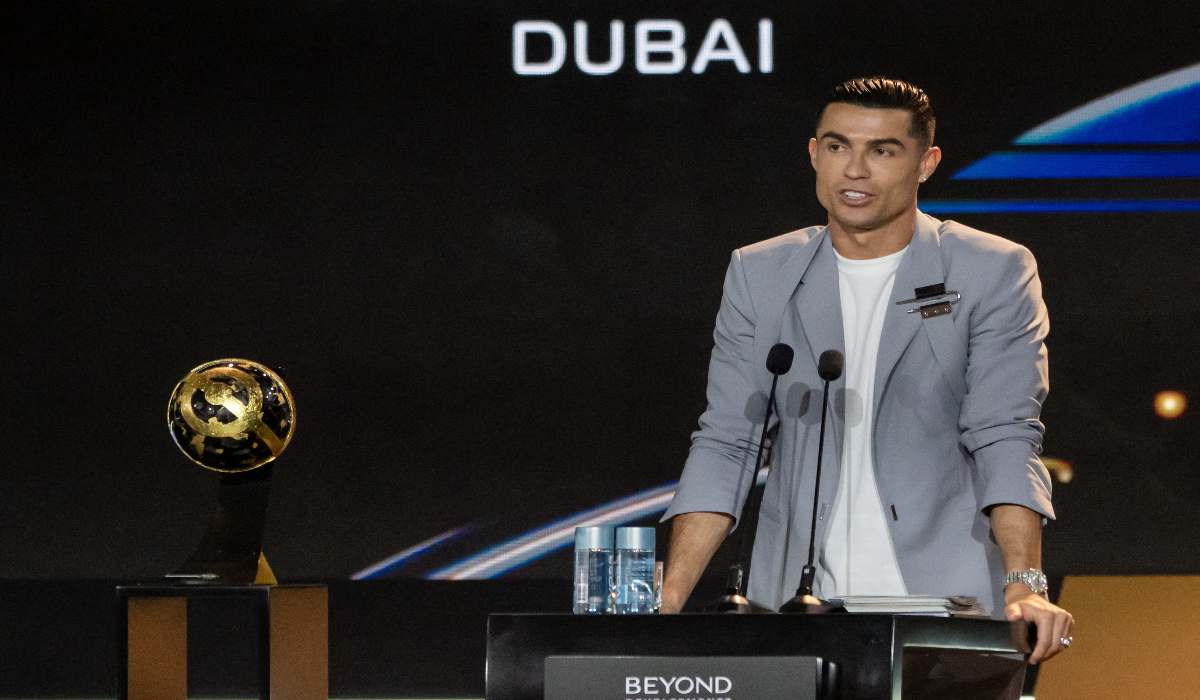 Cristiano Ronaldo, de la copilul sărac din Madeira la o avere colosală. Câți bani are în cont și ce salariu încasează