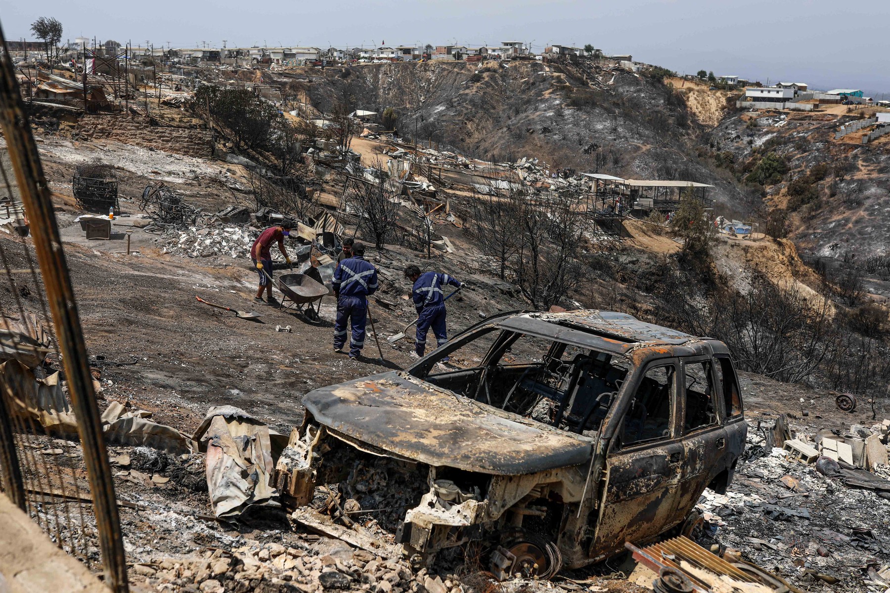 Chile se confruntă cu „cea mai mare tragedie din 2010”. Cel puţin 112 morţi în urma unor incendii de vegetație