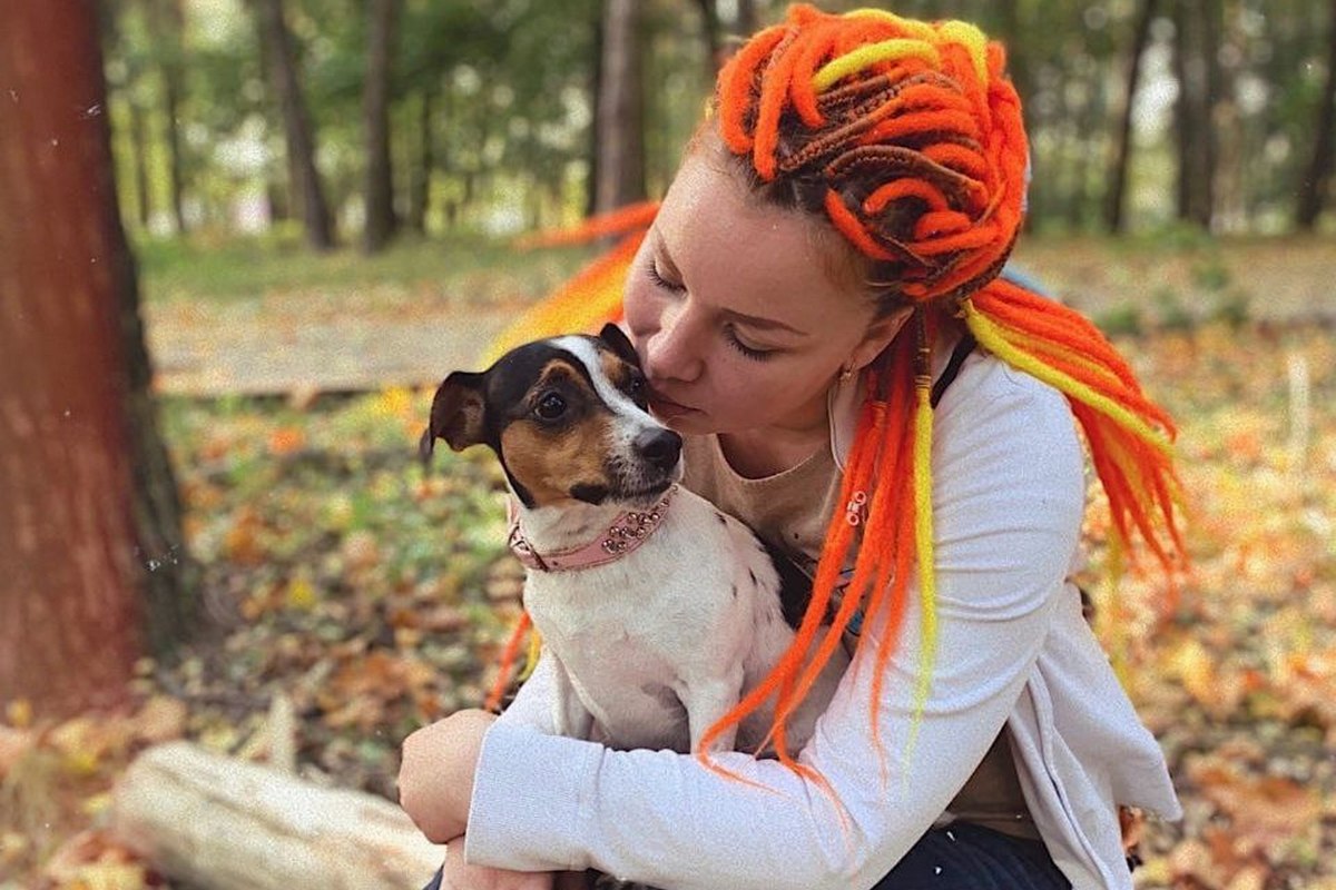 Daria, un model plin de tatuaje, a fost arestată de autoritățile din Polonia pentru spionaj pentru KGB-ul din Belarus: „S-a lăudat cu ce face la o beție”