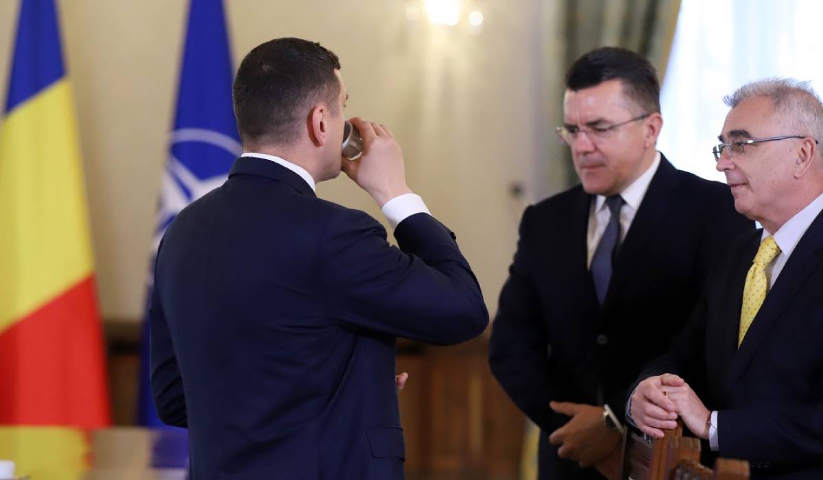Consultări tensionate la Cotroceni după căderea Guvernului Bolojan: PNL și USR refuză orice alianță cu PSD