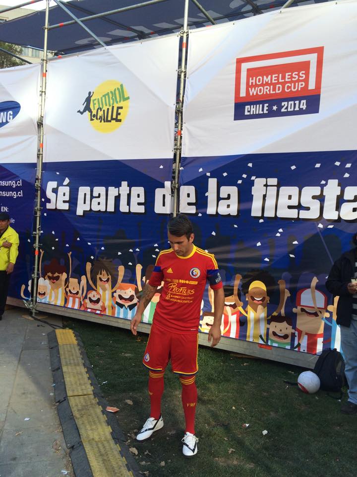 Nu am avut bani pentru Homeless World Cup, ”am împrumutat” un om al străzii din Chile!