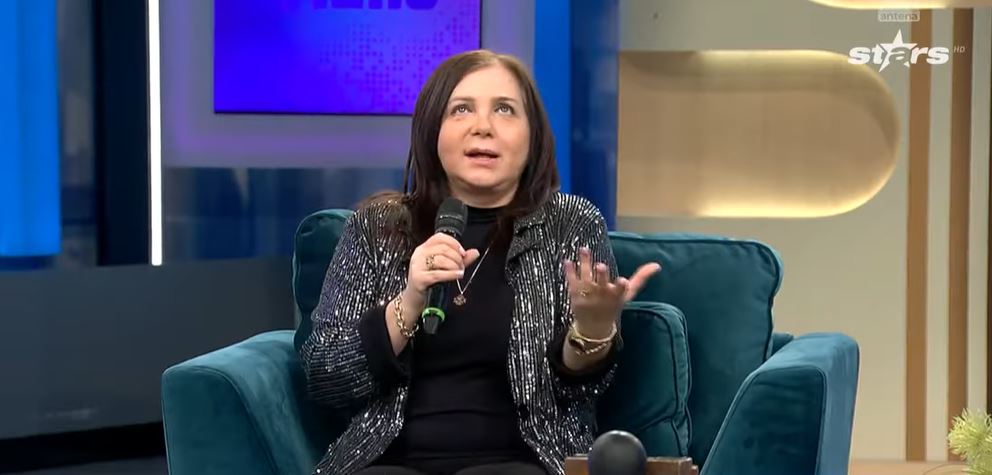 Câte diplome are, de fapt, Carmen Șerban. Artista poate profesa în mai multe domenii. „Toate sunt acreditate de Ministerul Muncii și Ministerul Educației”