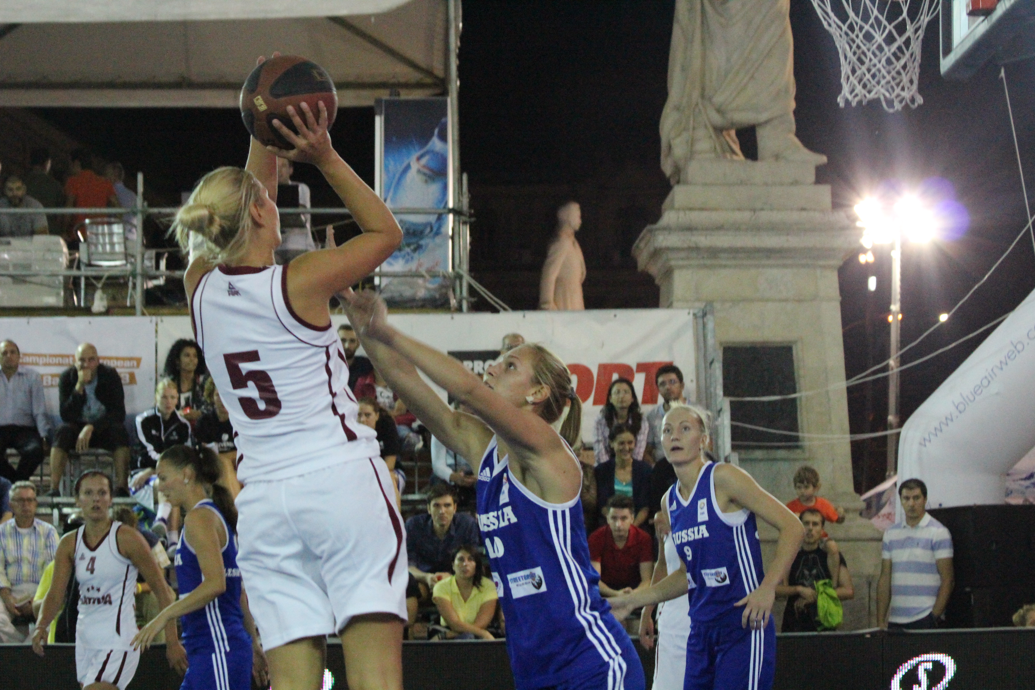 GALERIE FOTO / Echipele României au obţinut victorii pe linie în prima zi a Europeanului de baschet 3x3 