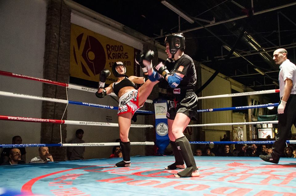 ITALIA - ROMÂNIA! SportNews.ro a descoperit la Bologna un Rocky la feminin! ^S-a apucat de karate, după ce a fost bătută de tatăl său