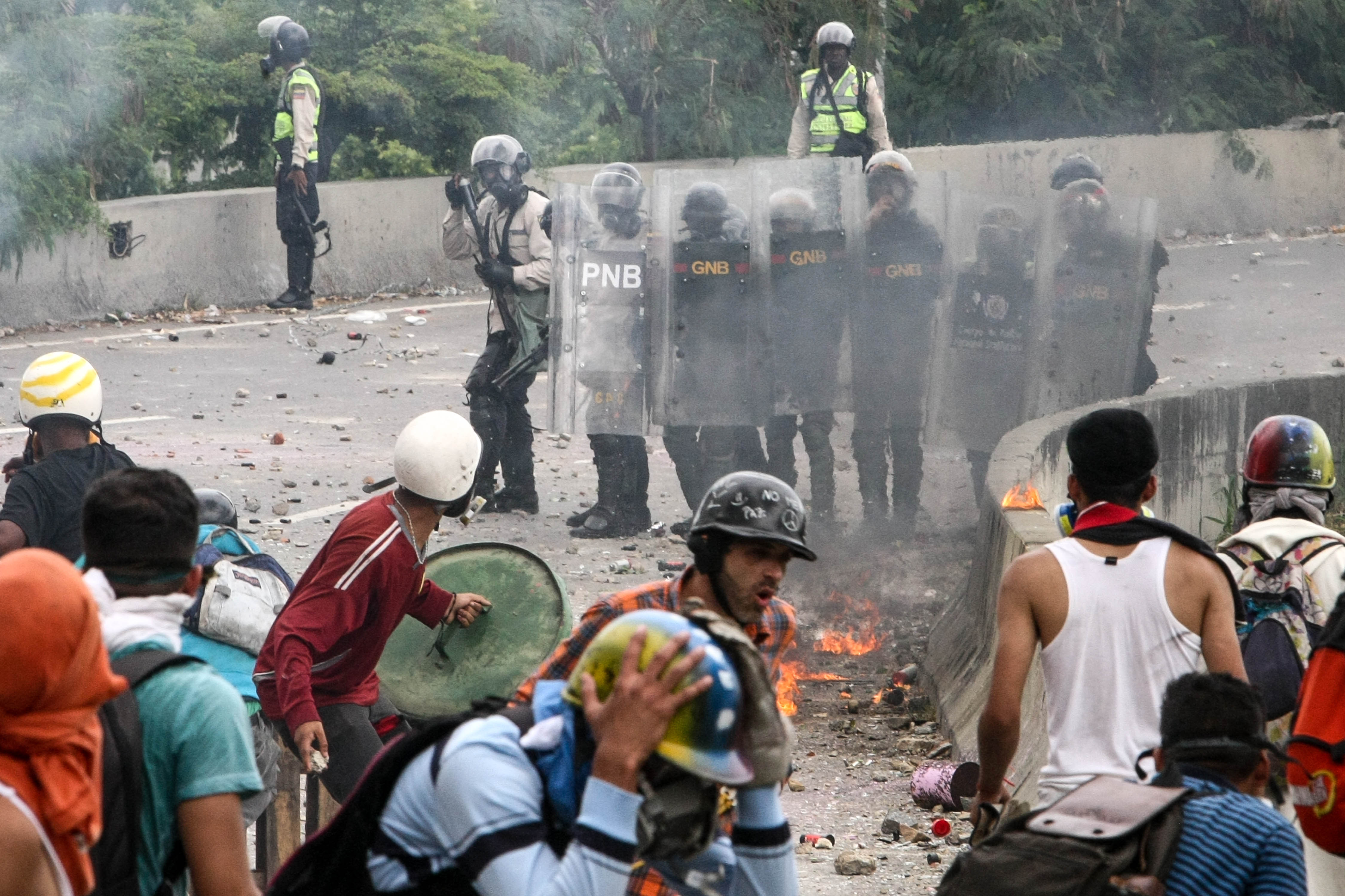 O româncă „vândută” de regimul Ceaușescu cu 10.000 de dolari în Venezuela preferă să rămână în cea mai periculoasă țară din lume decât să revină în România! Povestea fabuloasă a profesoarei de violoncel din Caracas, născută în București