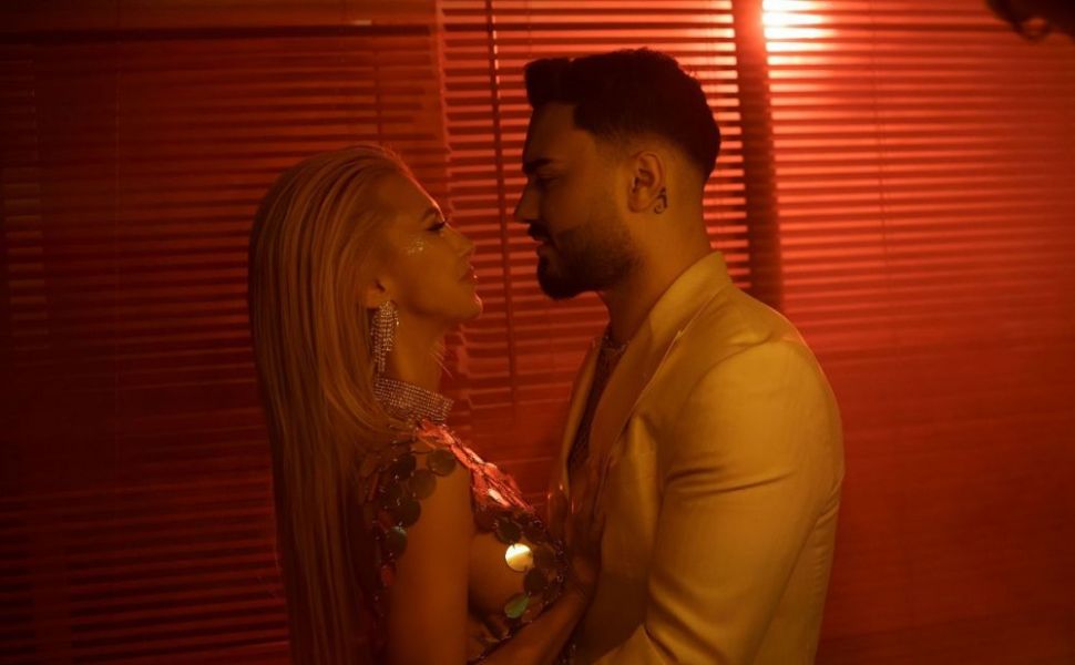 Andreea Bălan, primele declarații după ce a fost surprinsă când se săruta cu Jador: „Trăiesc din plin”